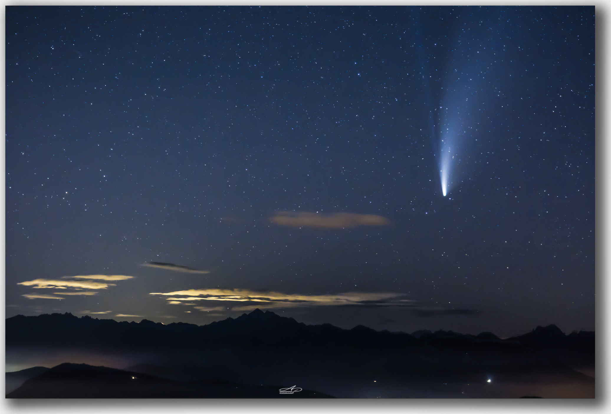 Neowise (Montegrappa - Look to the Northwest)