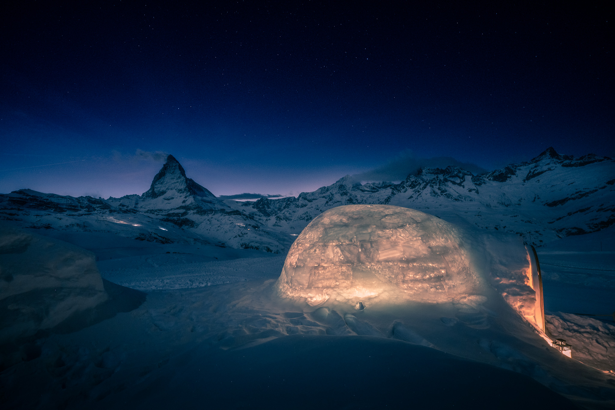 Moon Igloo