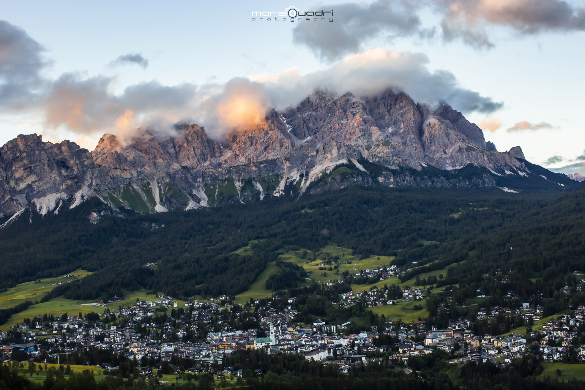 Cortina
