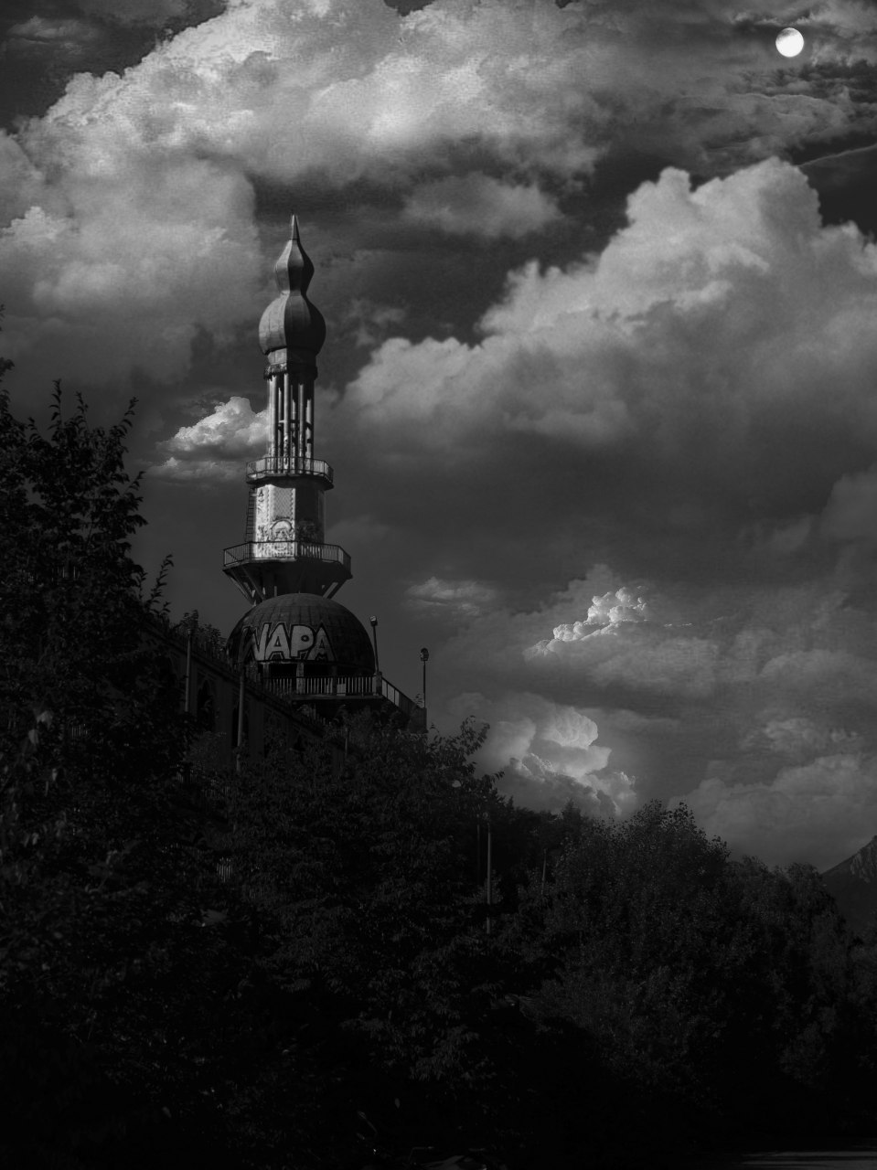 Consonno's Anxiety, Ghost Town