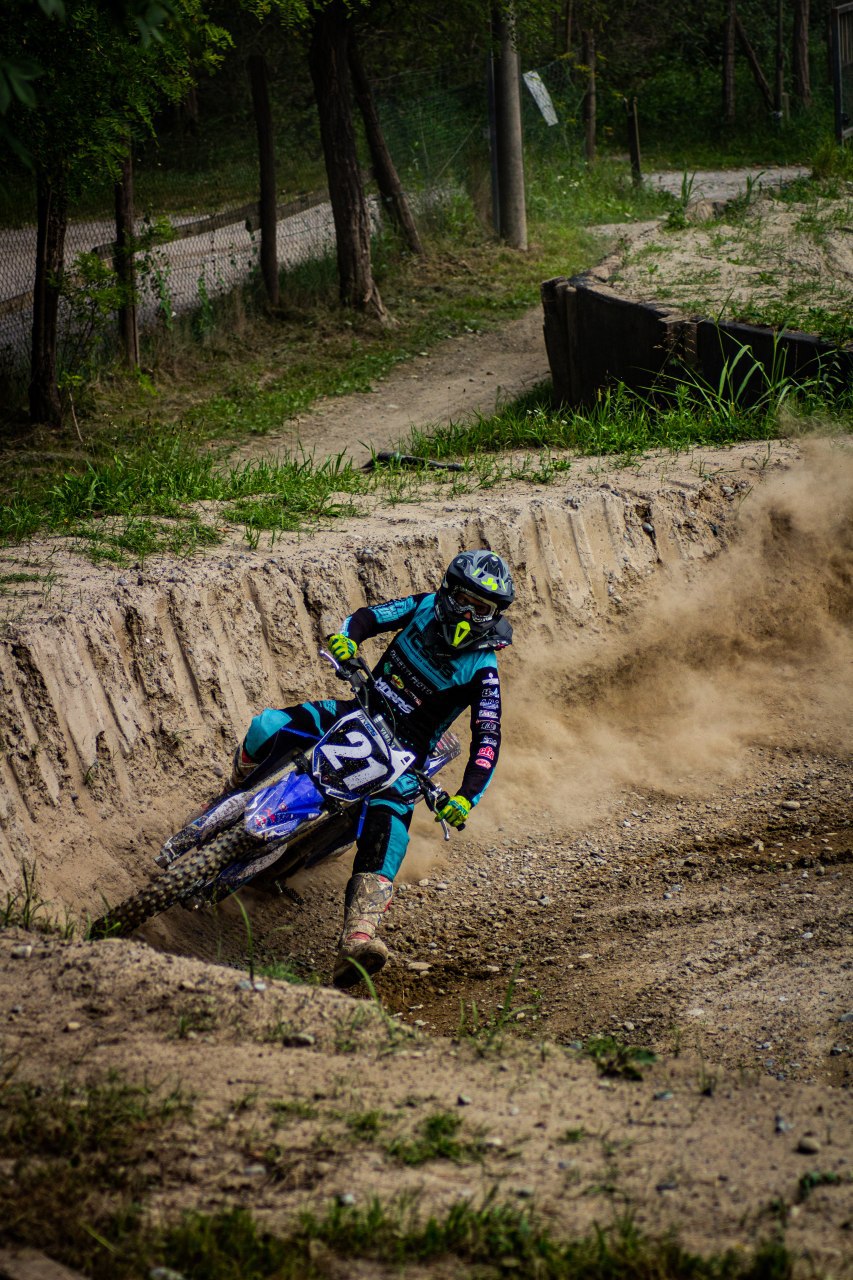 Cross day