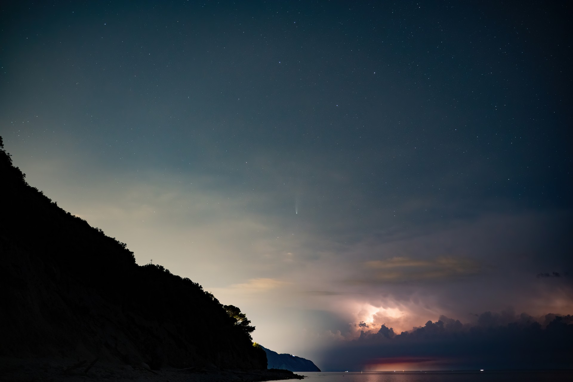 Cometa e Temporale a Portonovo