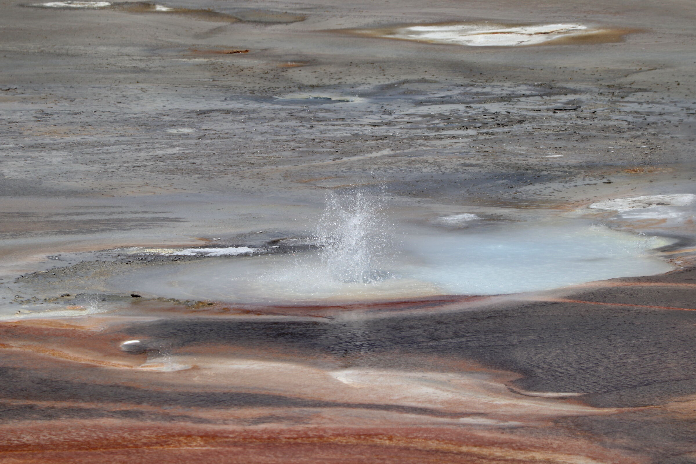 Watercolor effect at the Yellowstone 3
