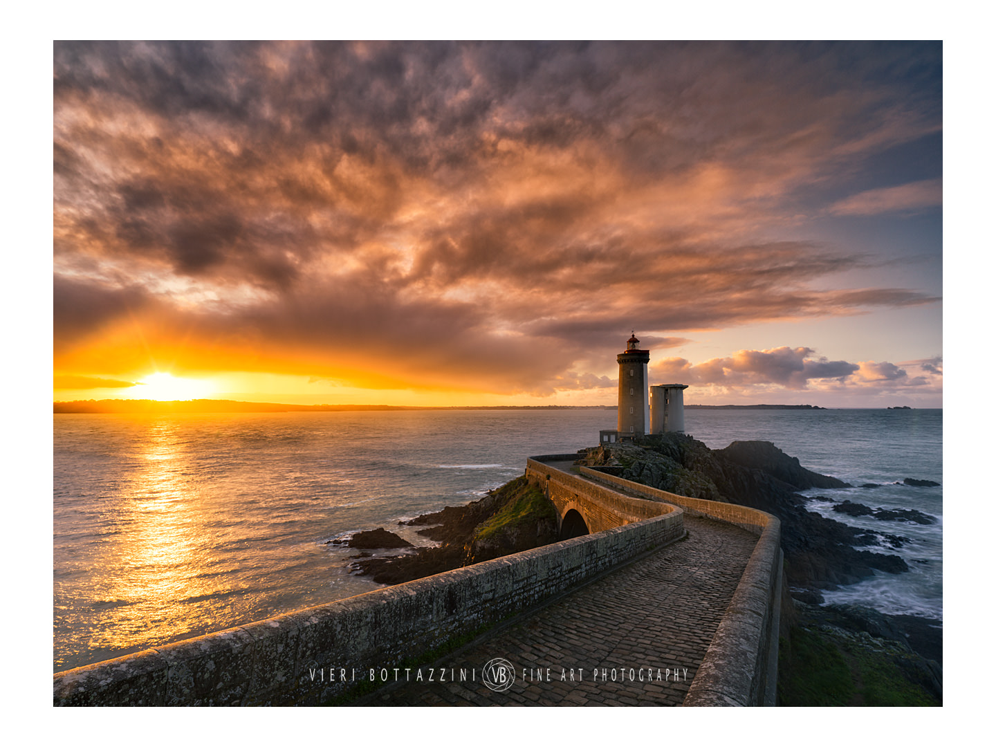 Faro di Petit Minou all'alba