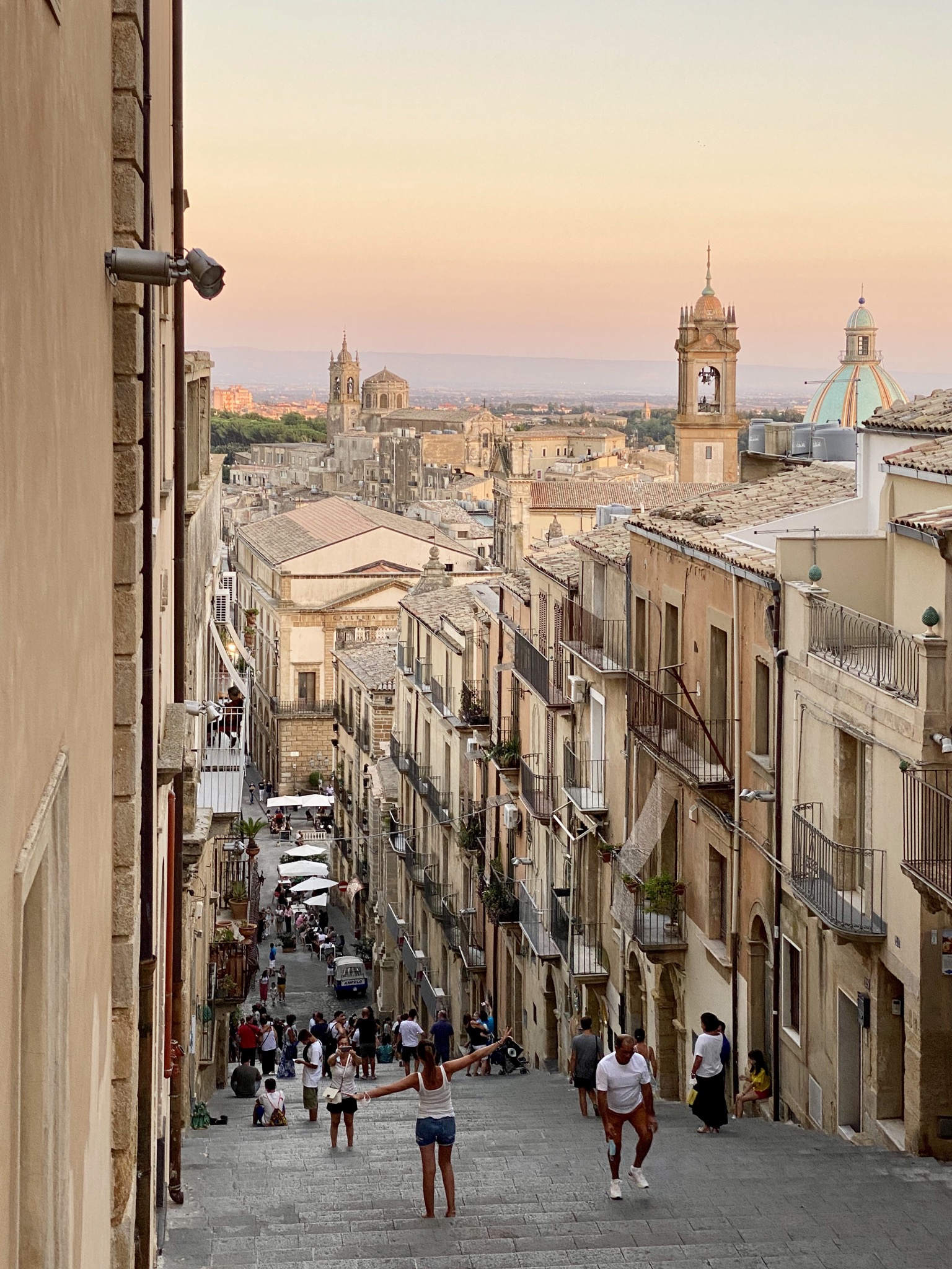 Tramonto a Caltagirone