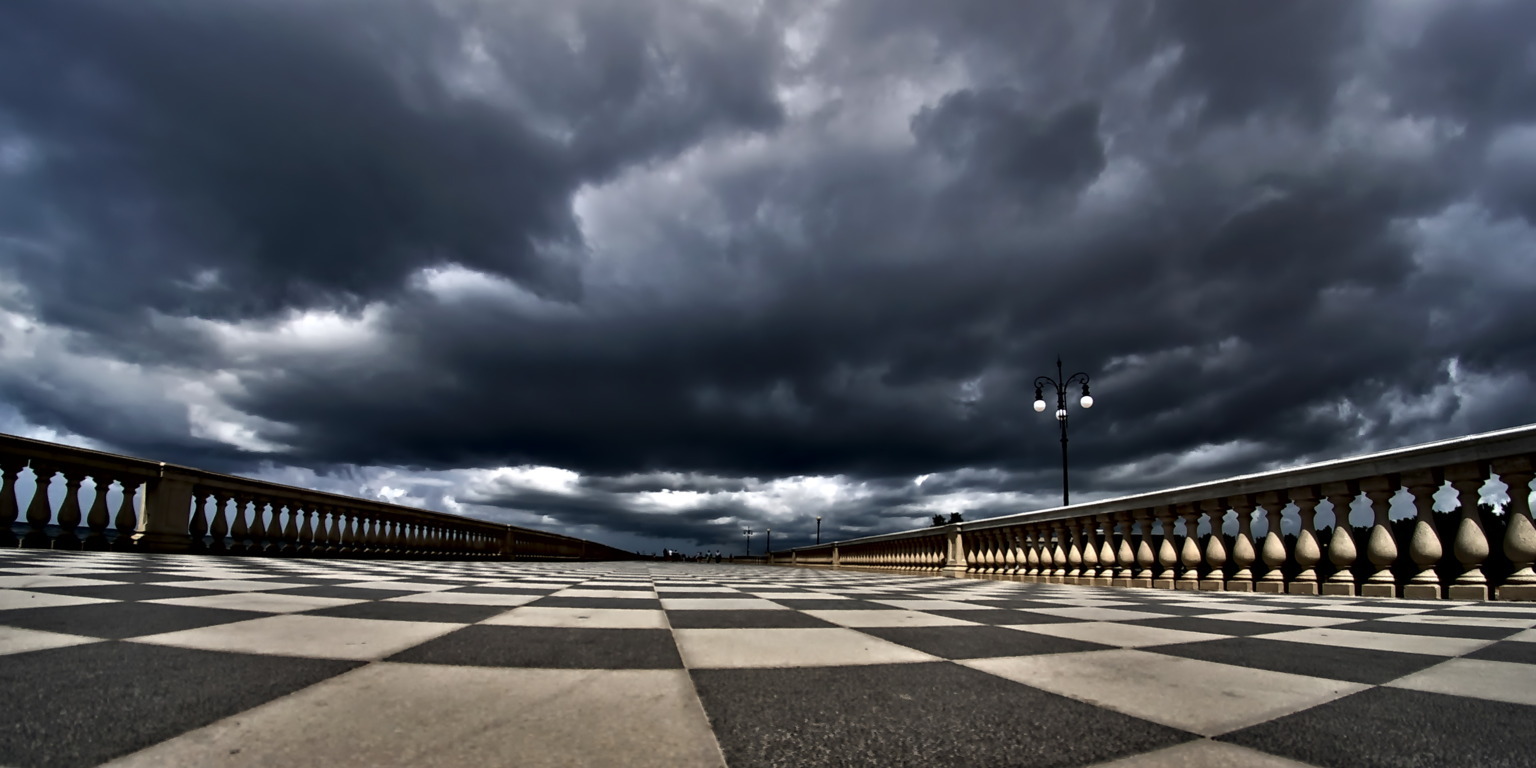 Terrazza Mascagni dark clouds