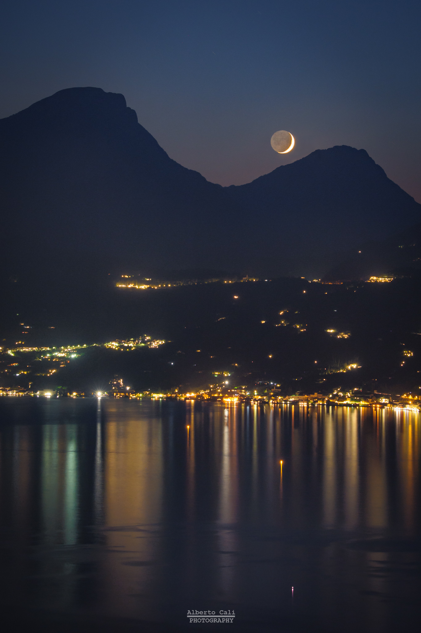 Luna con Luce Cinerea