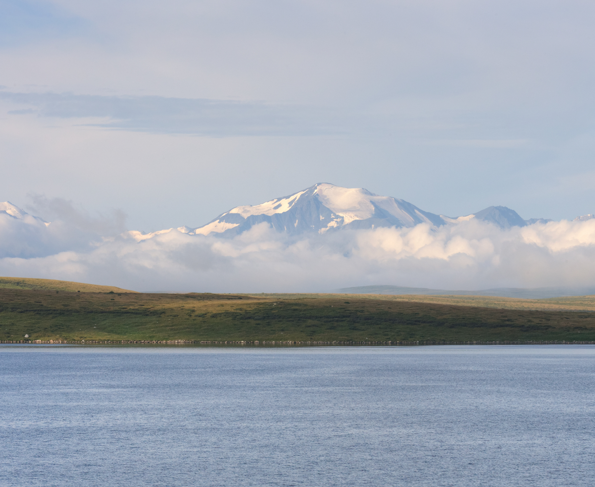 Light balance (Southern Altai ridge)