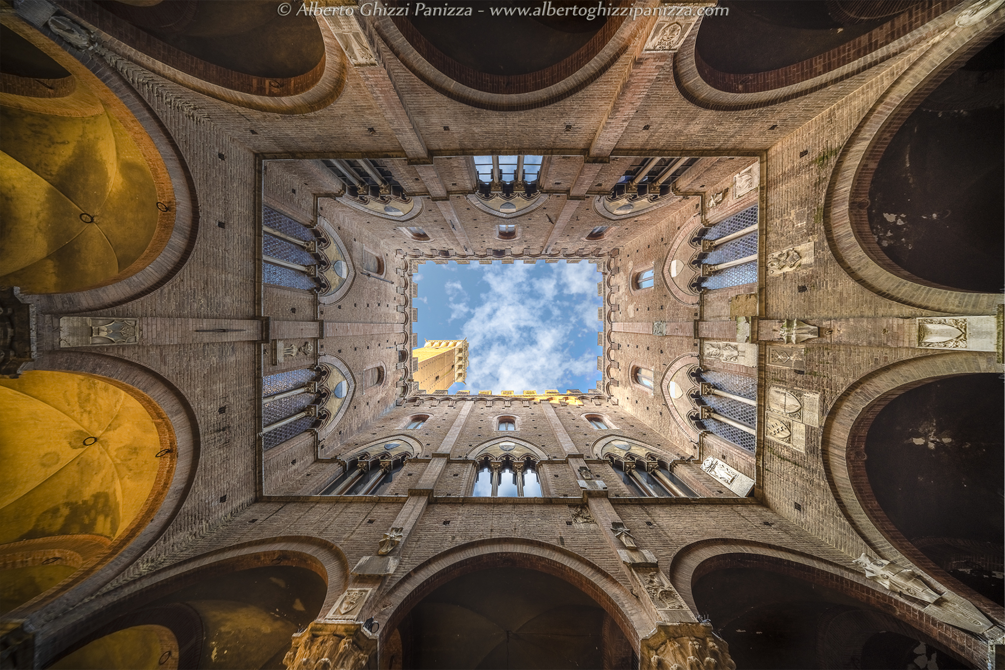 The famous "stamp" with the Laowa 9mm