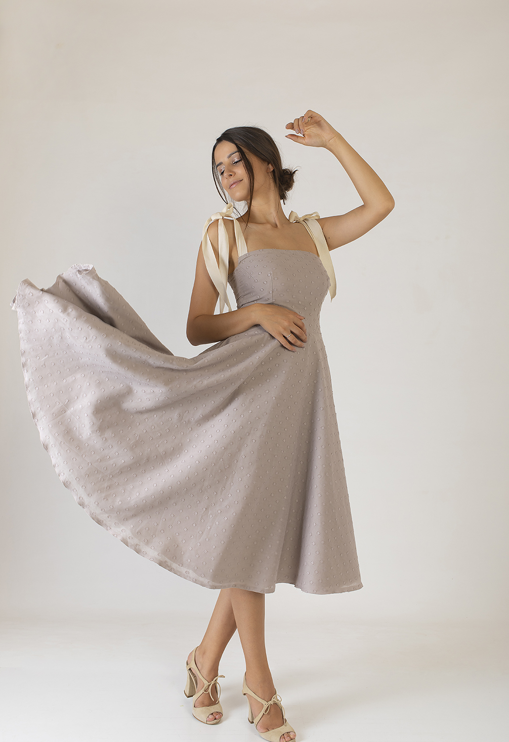 L'elegante leggerezza della femminilità.