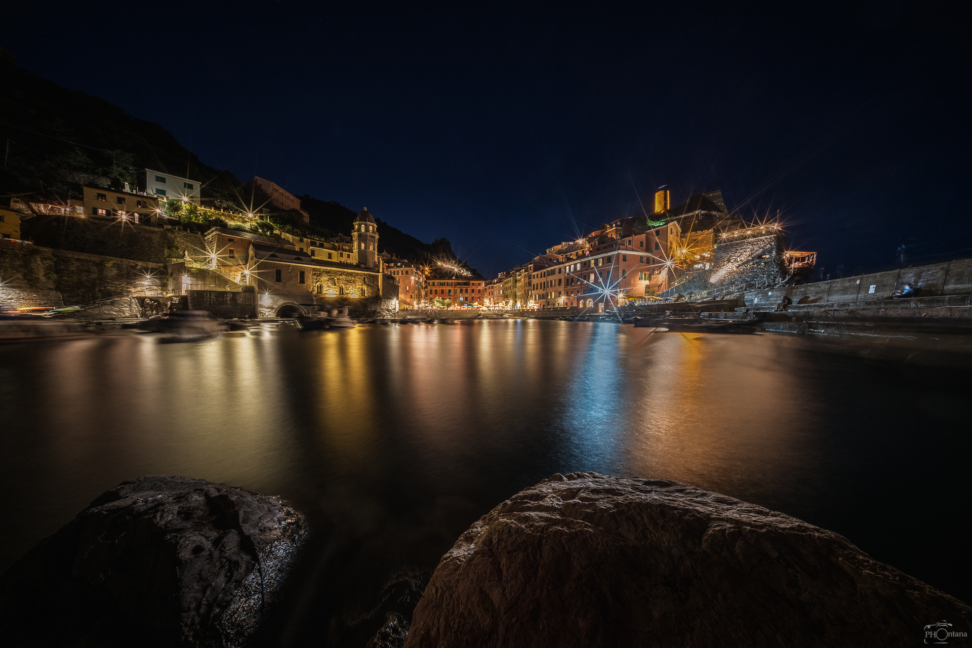 Vernazza lights