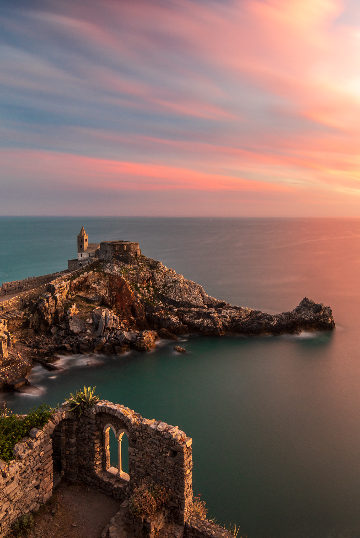 Golden hour in Porto Venus