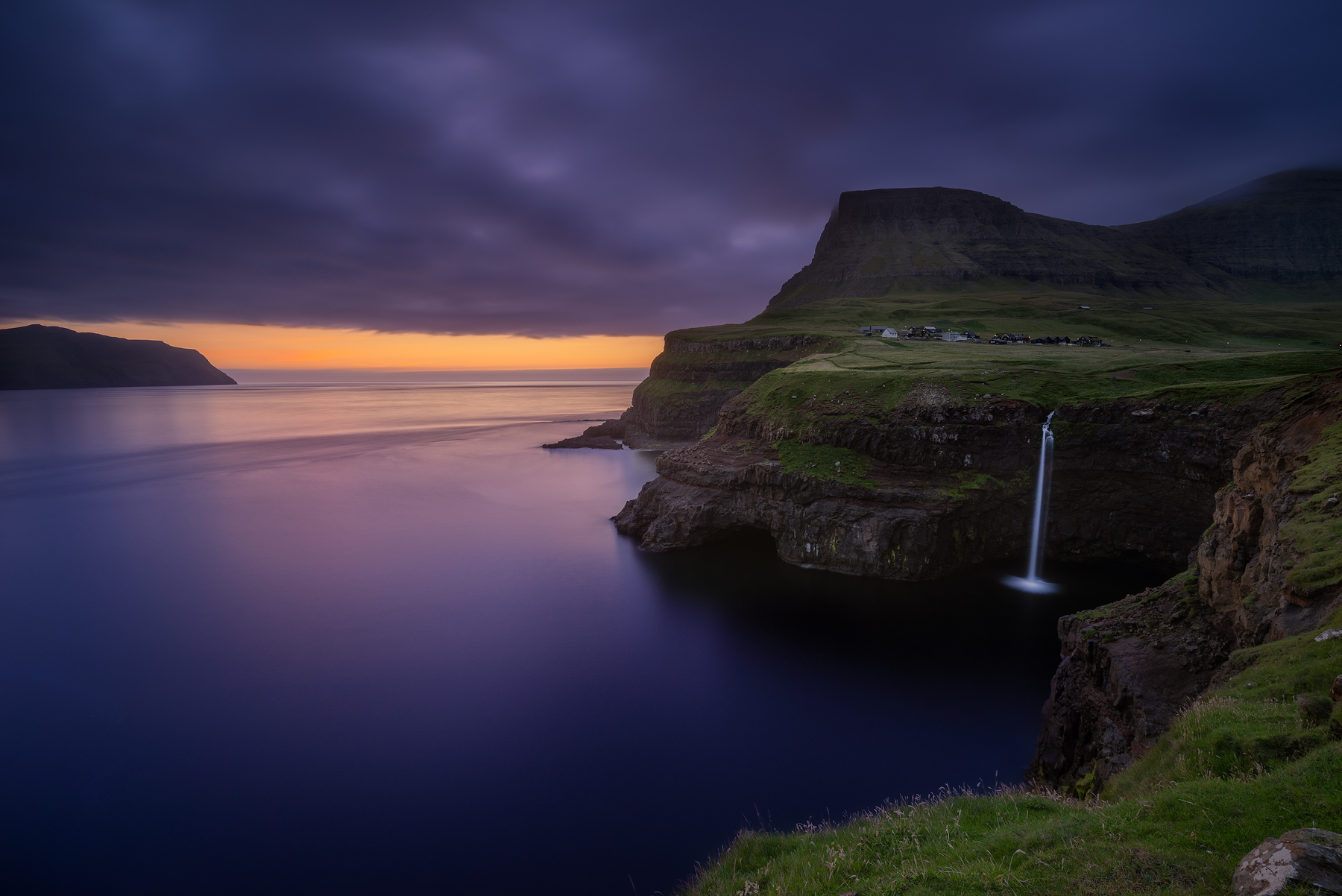 Blue Hour in Gasadalur