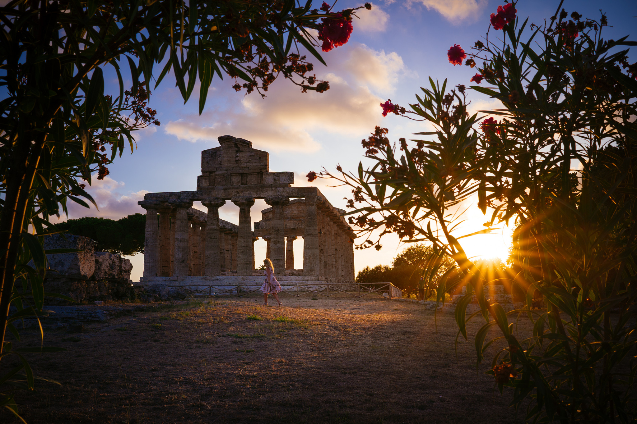 Paestum al tramonto
