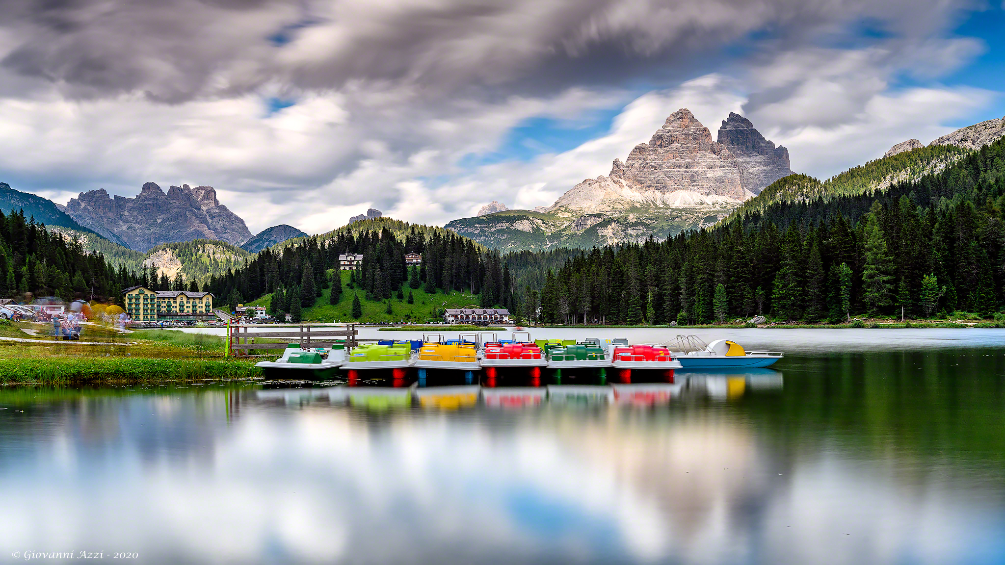 Colors of Lake Misurina