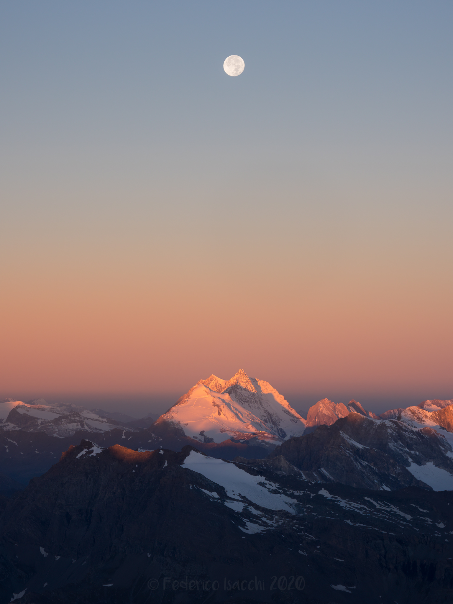 The Moon and the Graie Alps