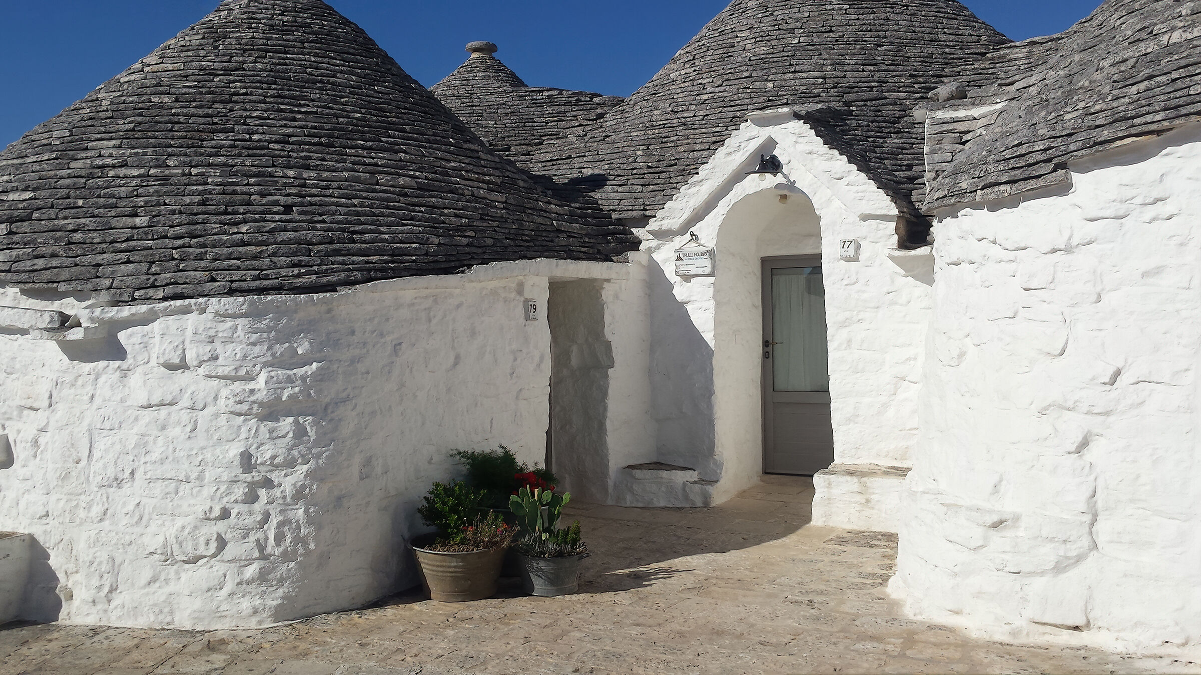 Puglia: cartolina da Alberobello