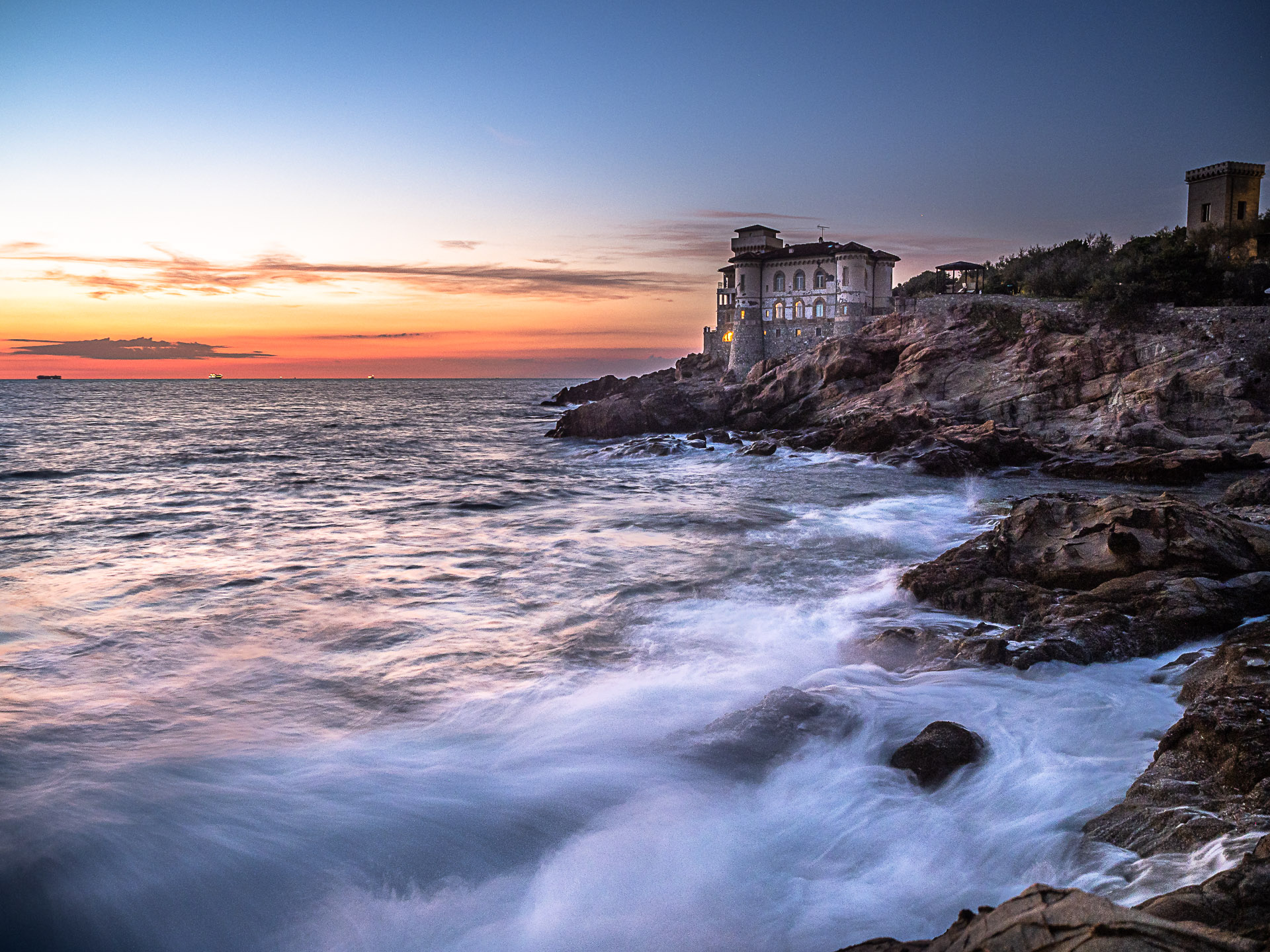 un castello sul mare