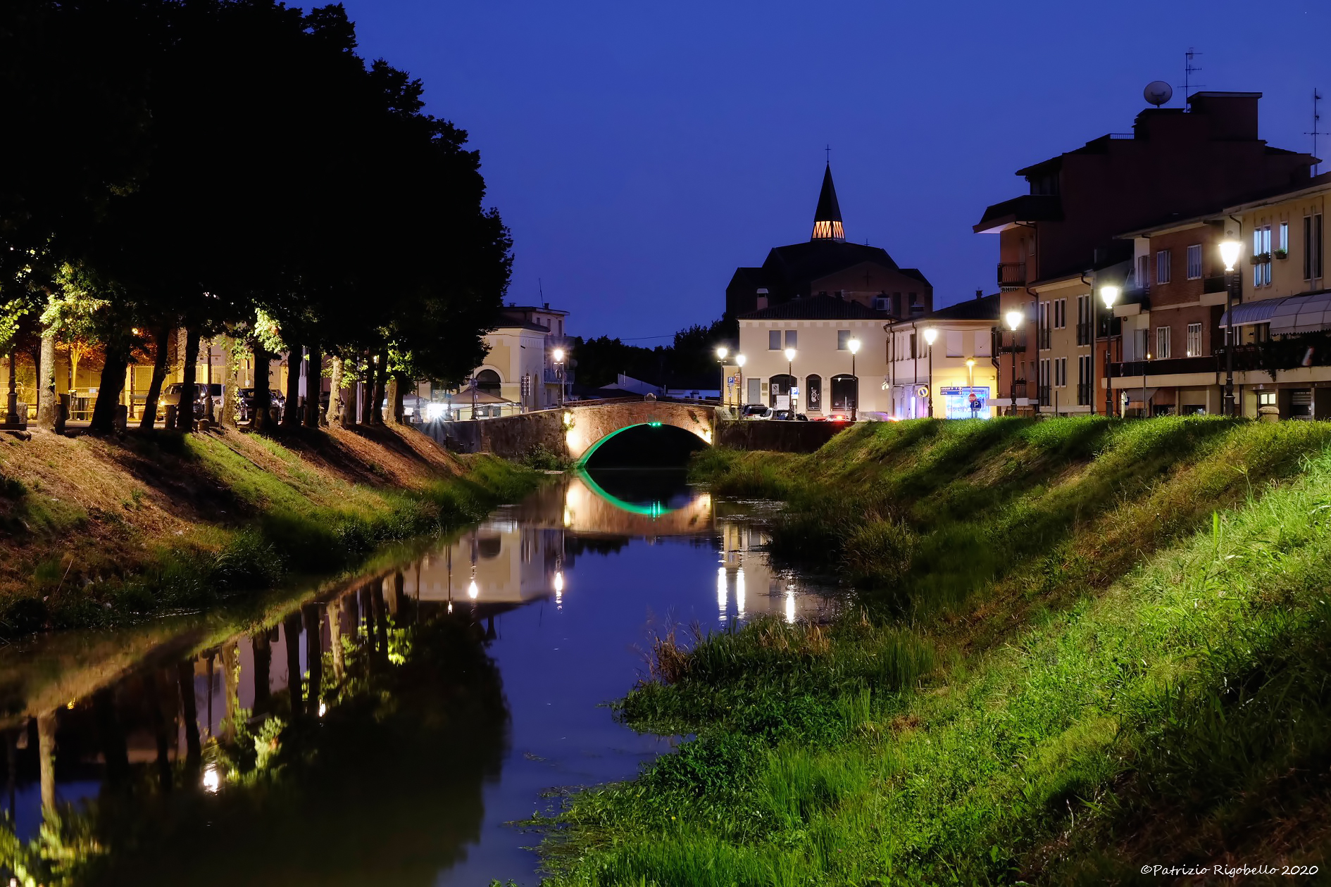 Rest the Time that lives the days ...