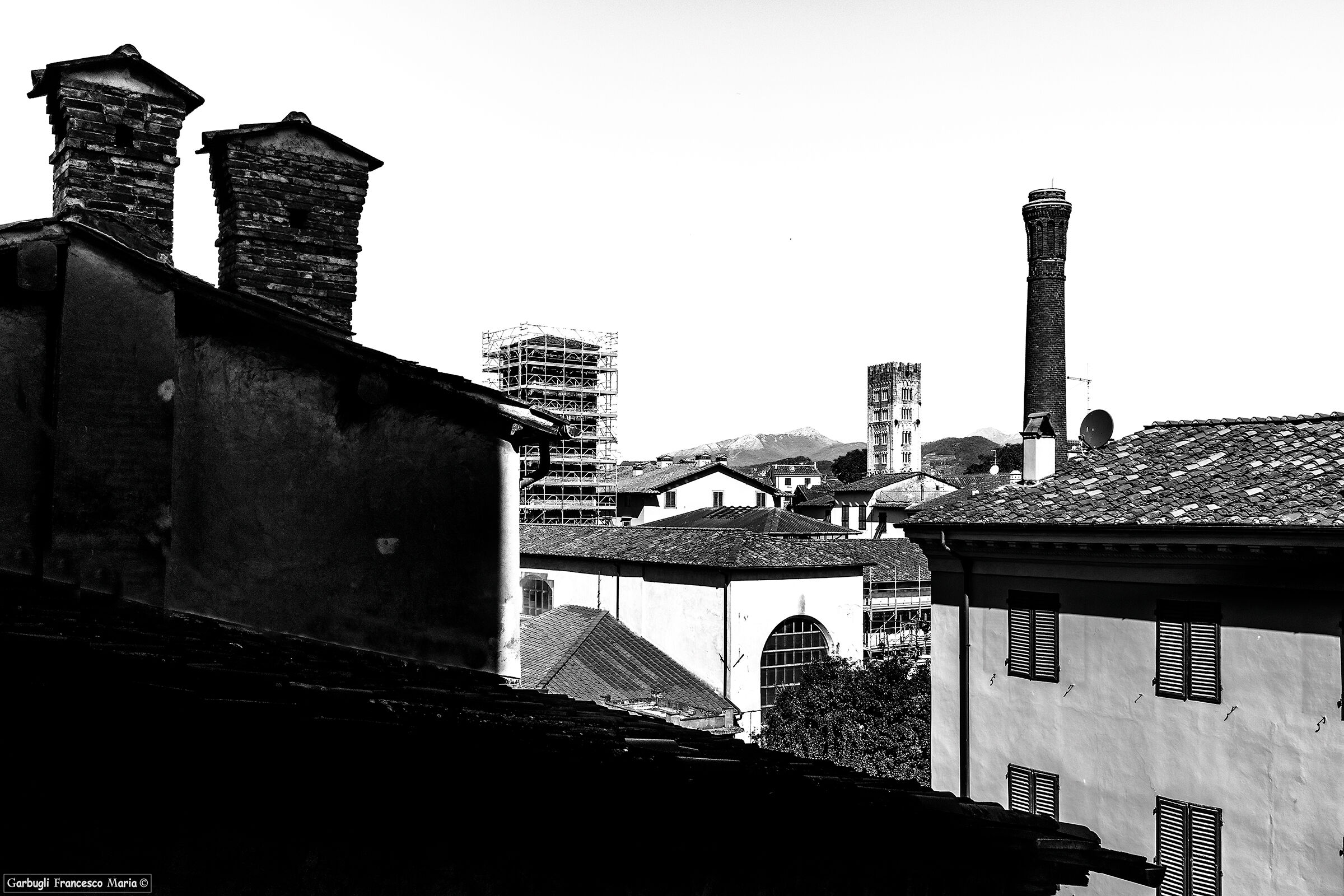 Lucca roofs in B&W 3
