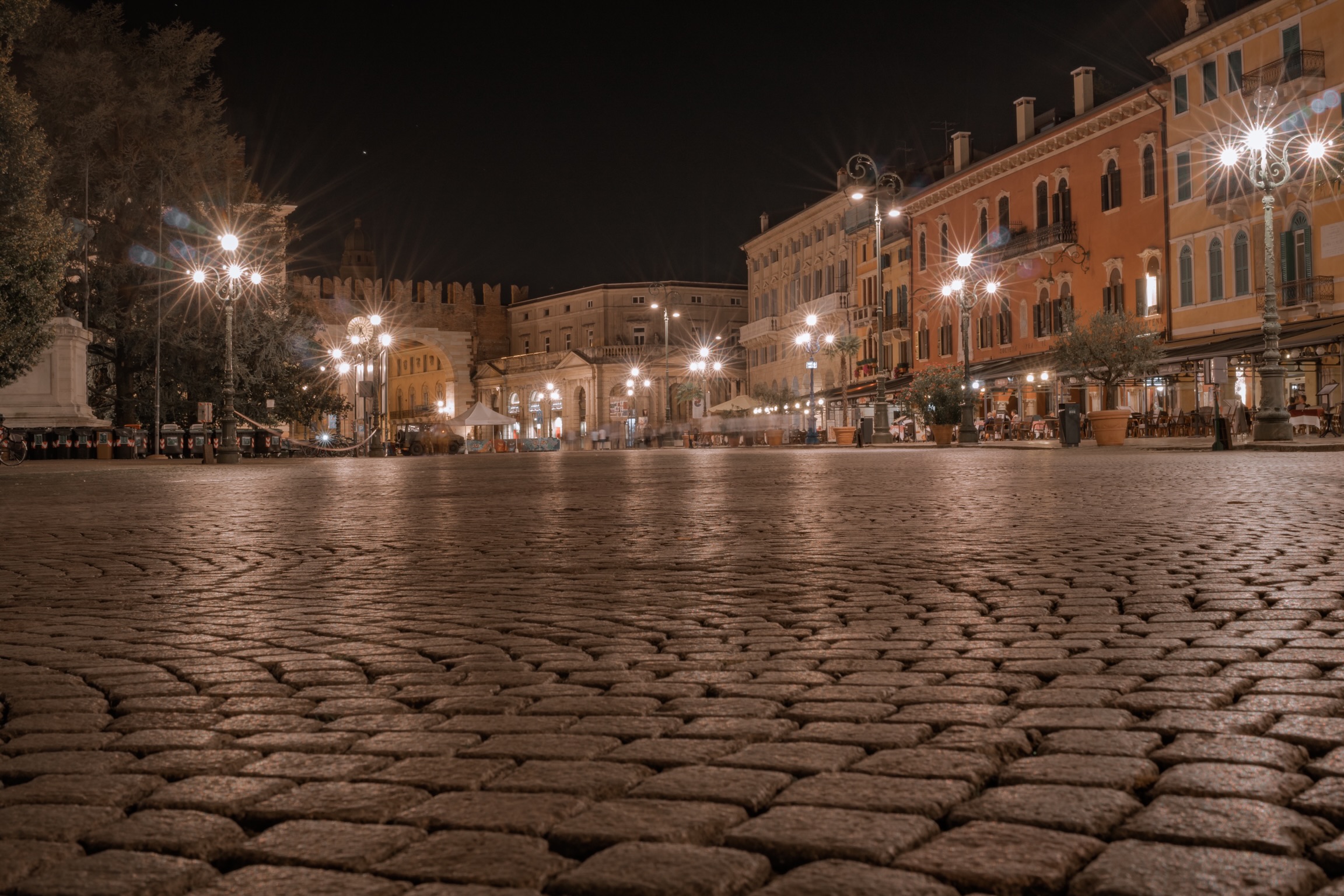 Verona, night