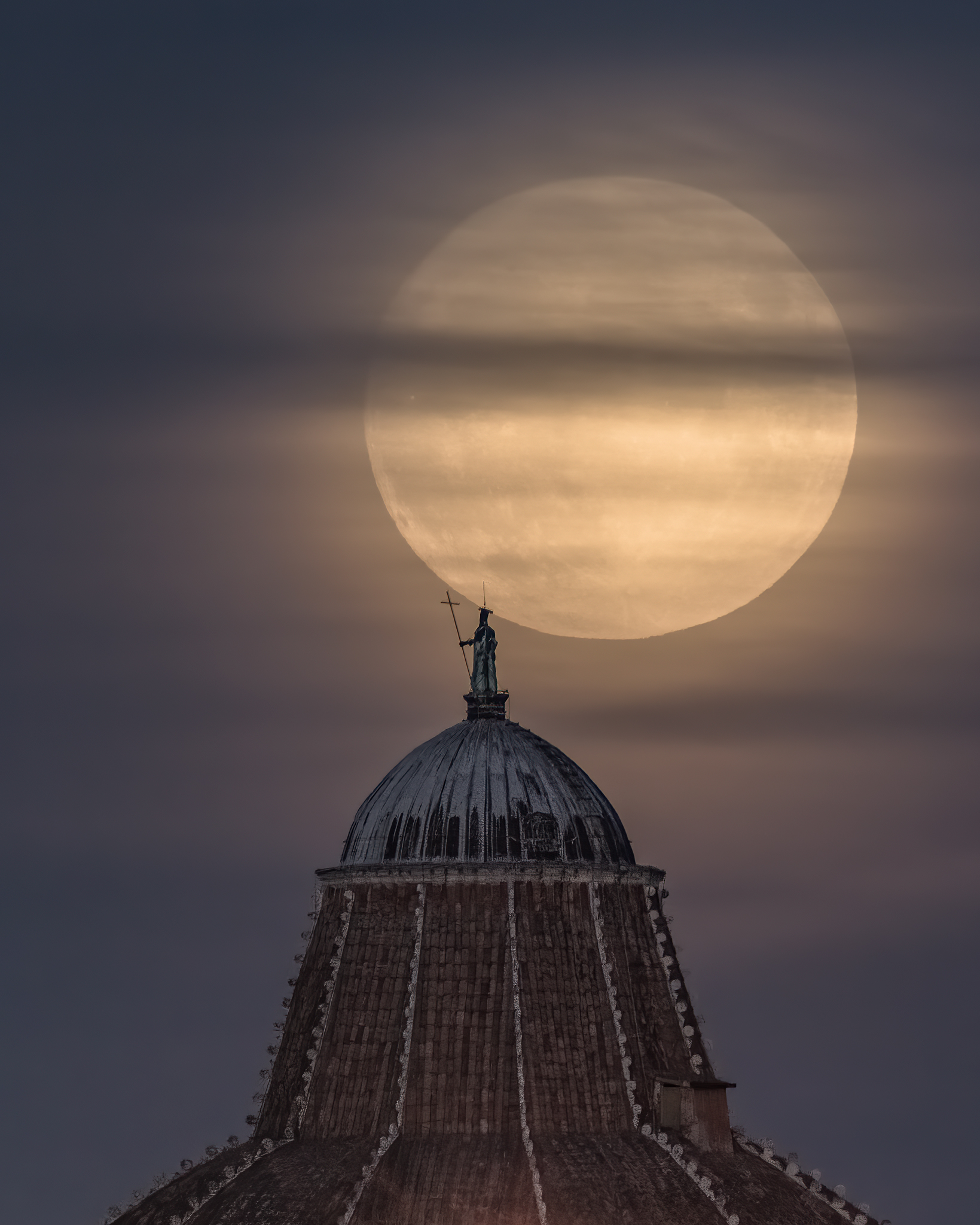 The Saint and the Moon