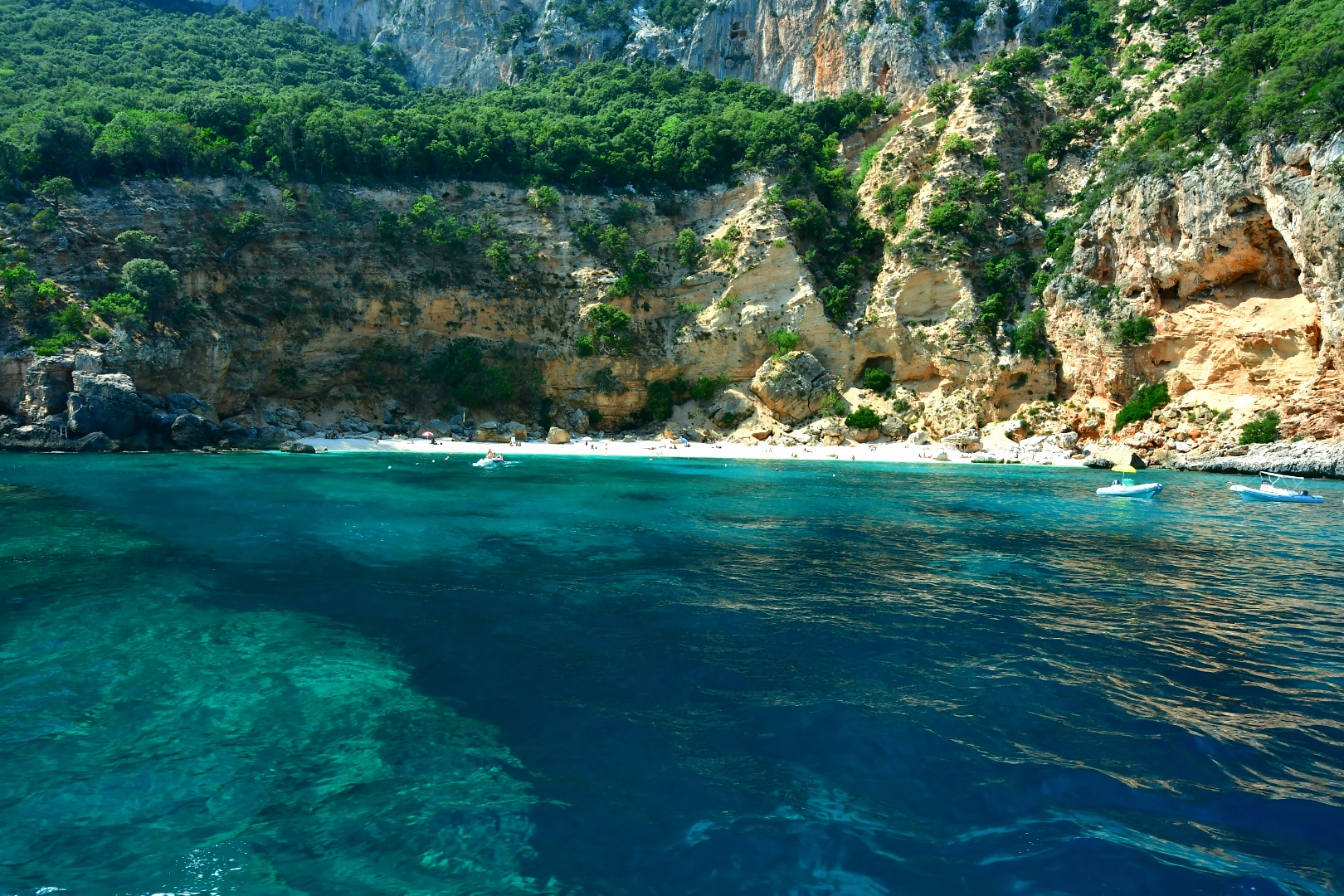 cala mariuolo sardegna.