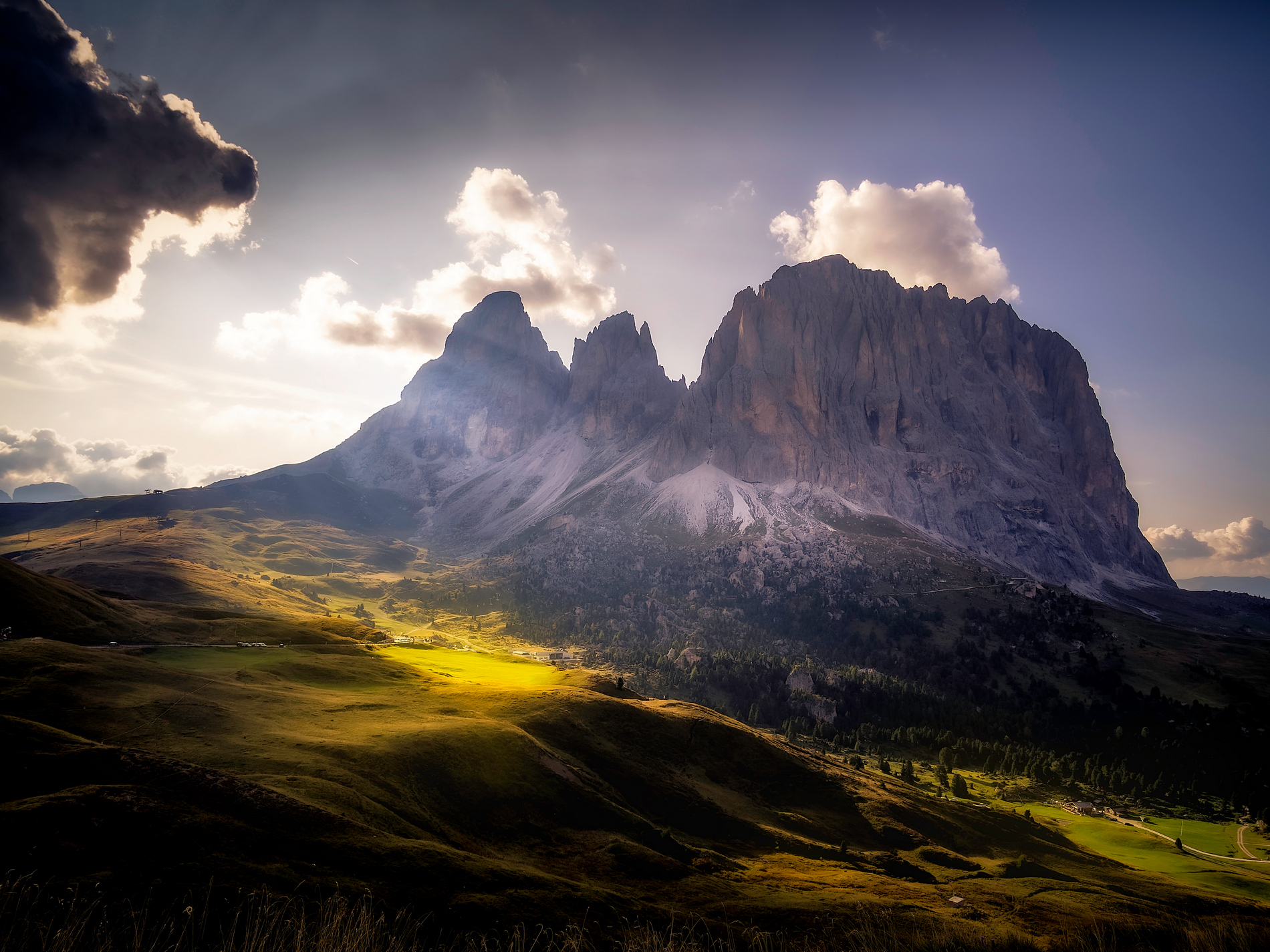 Ultime luci al Passo Sella