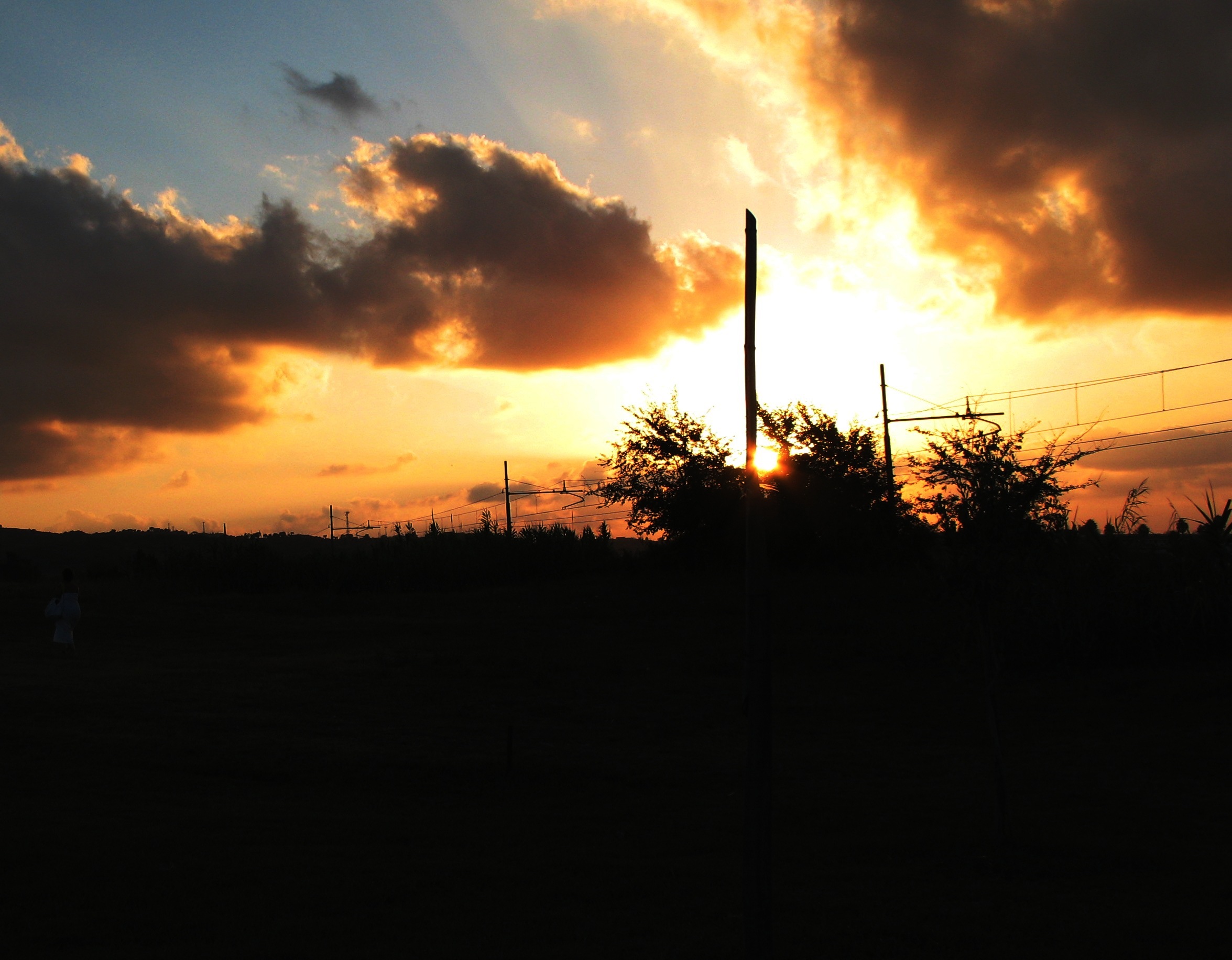 tramonto sul mare della calabria