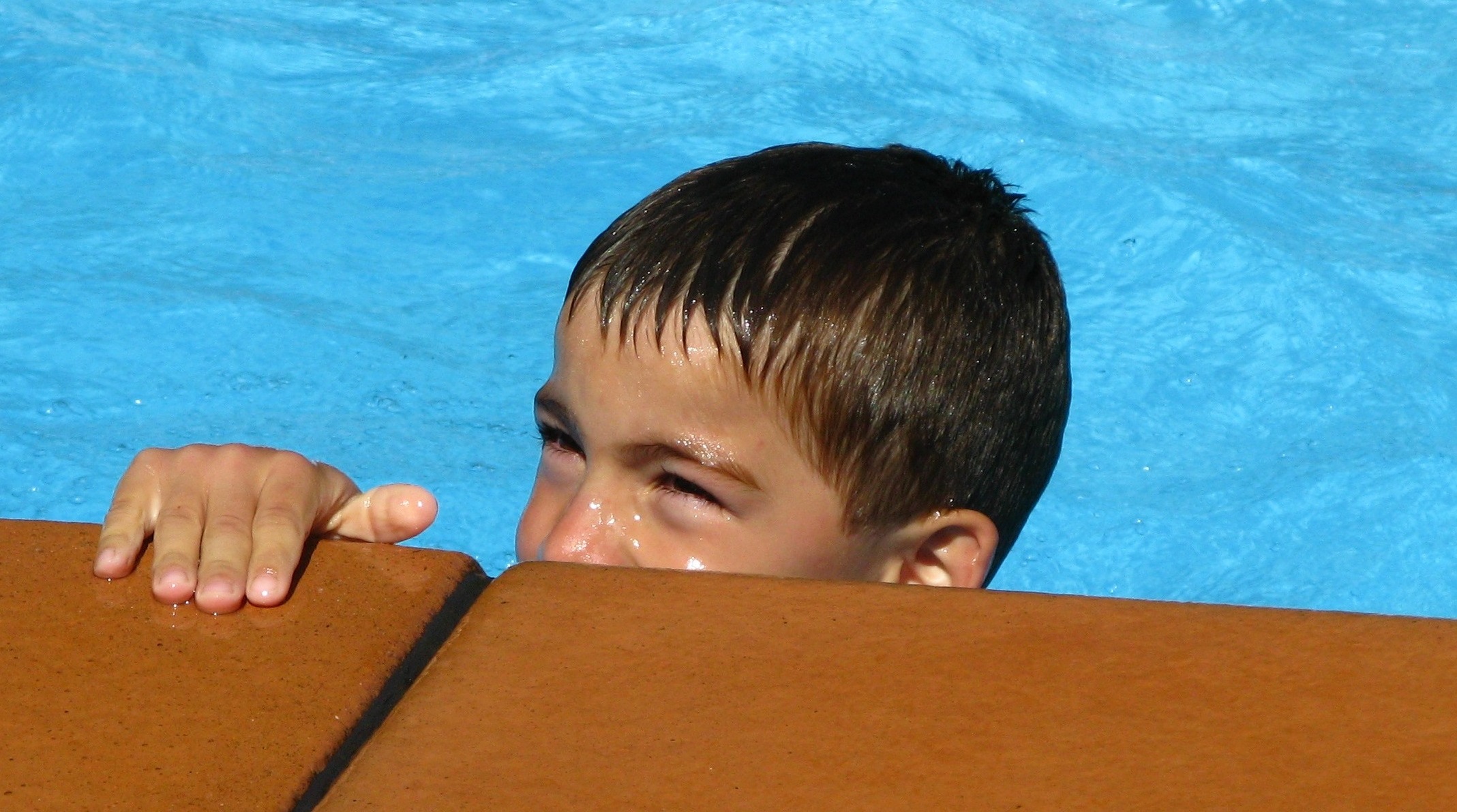un bagno in piscina