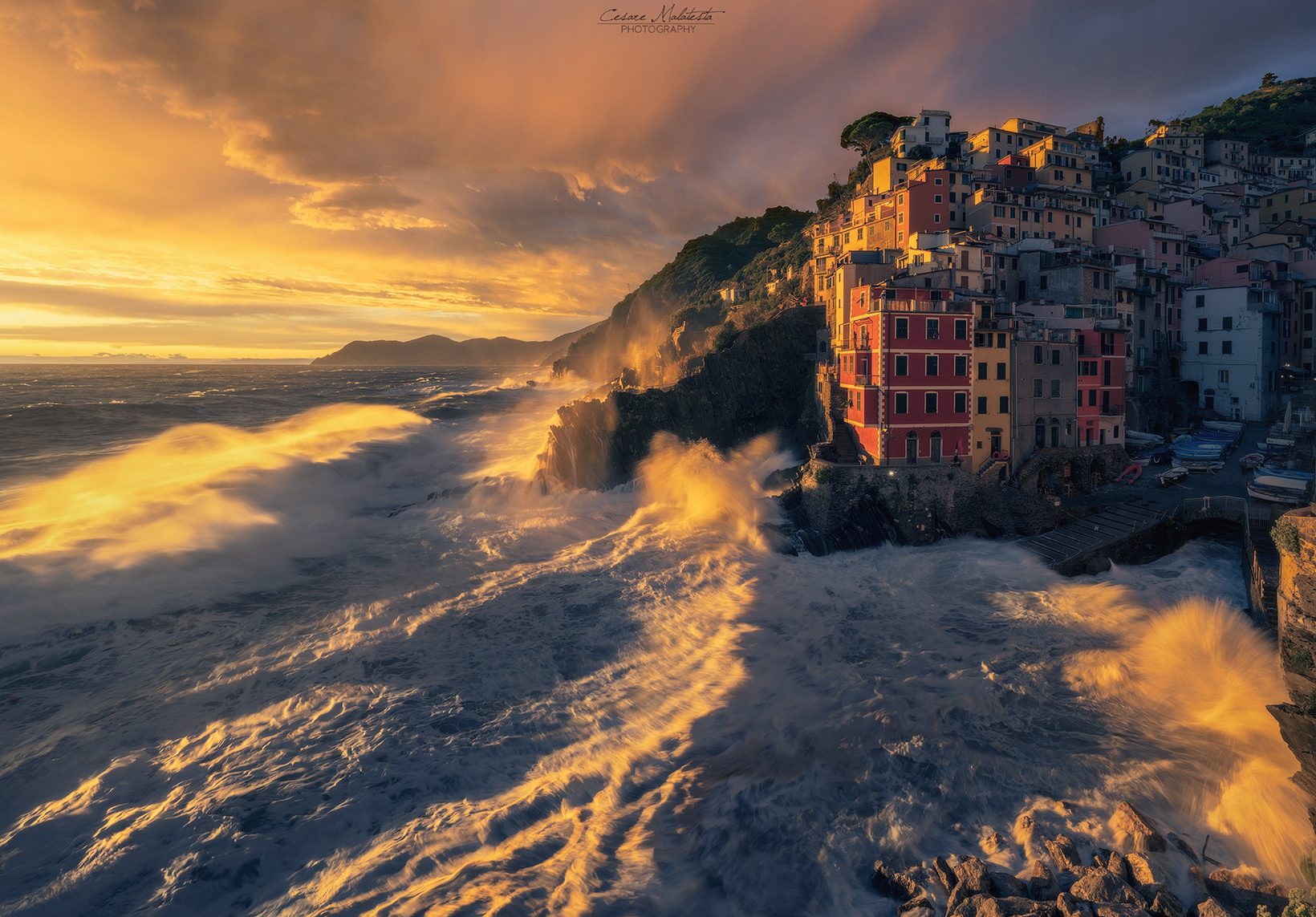 Riomaggiore mareggiata