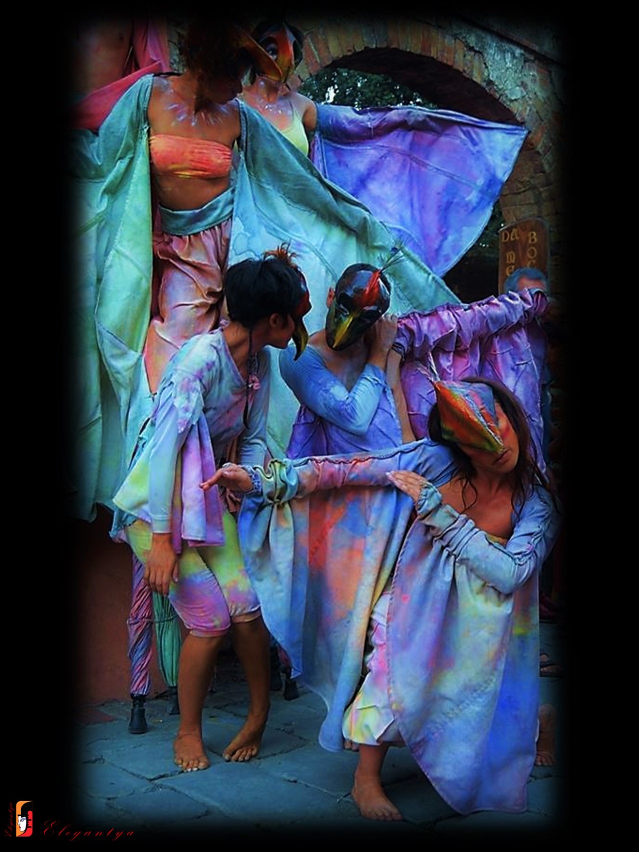 "Uccelli del Paradiso..." (Birds of Paradise ...)