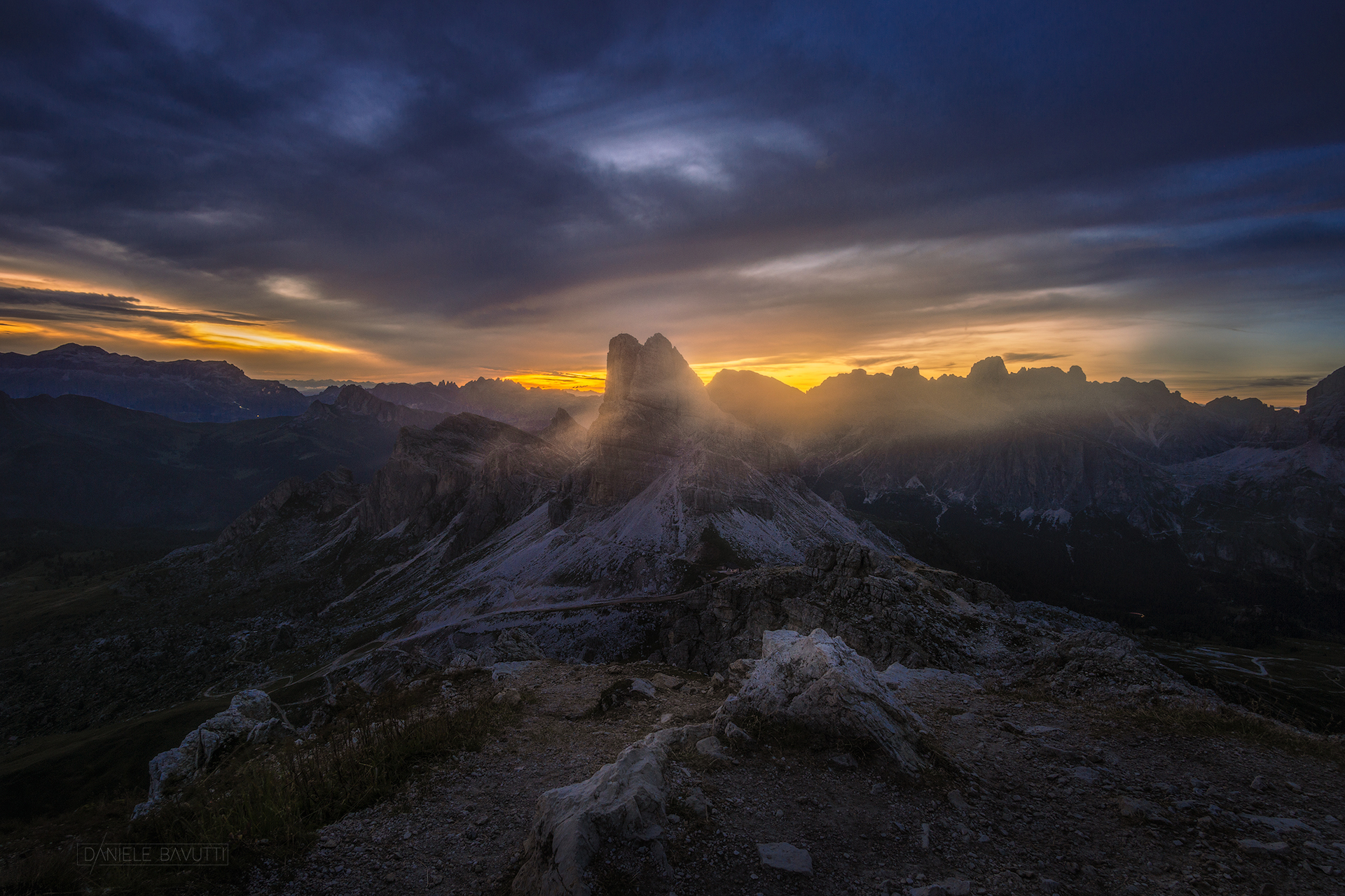 Monte Averau alle ultime luci del giorno