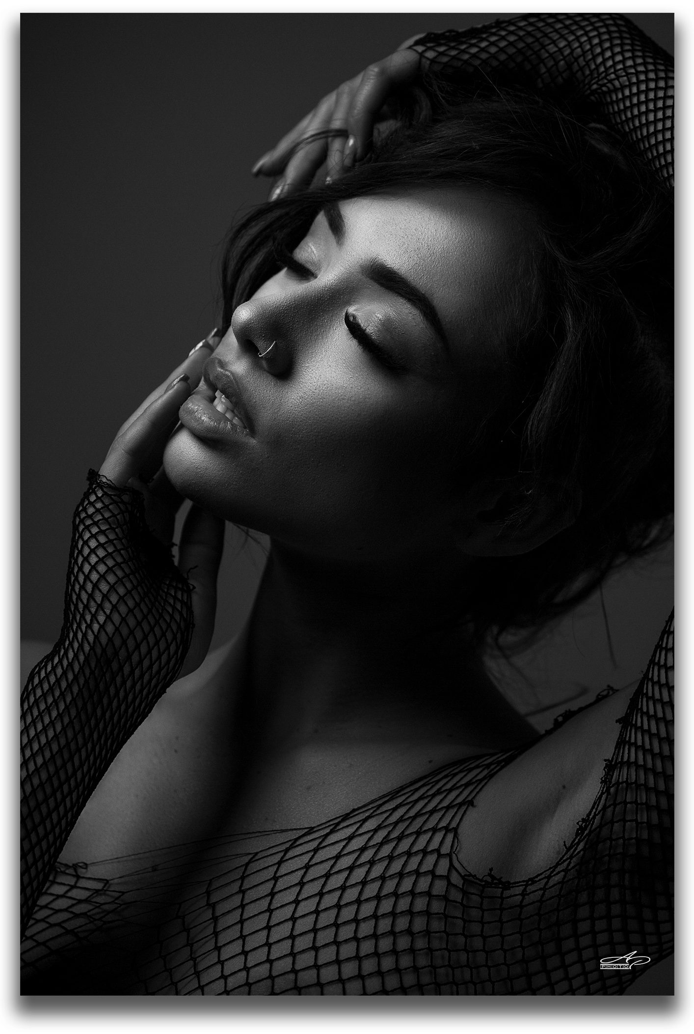 The delicate sound of light