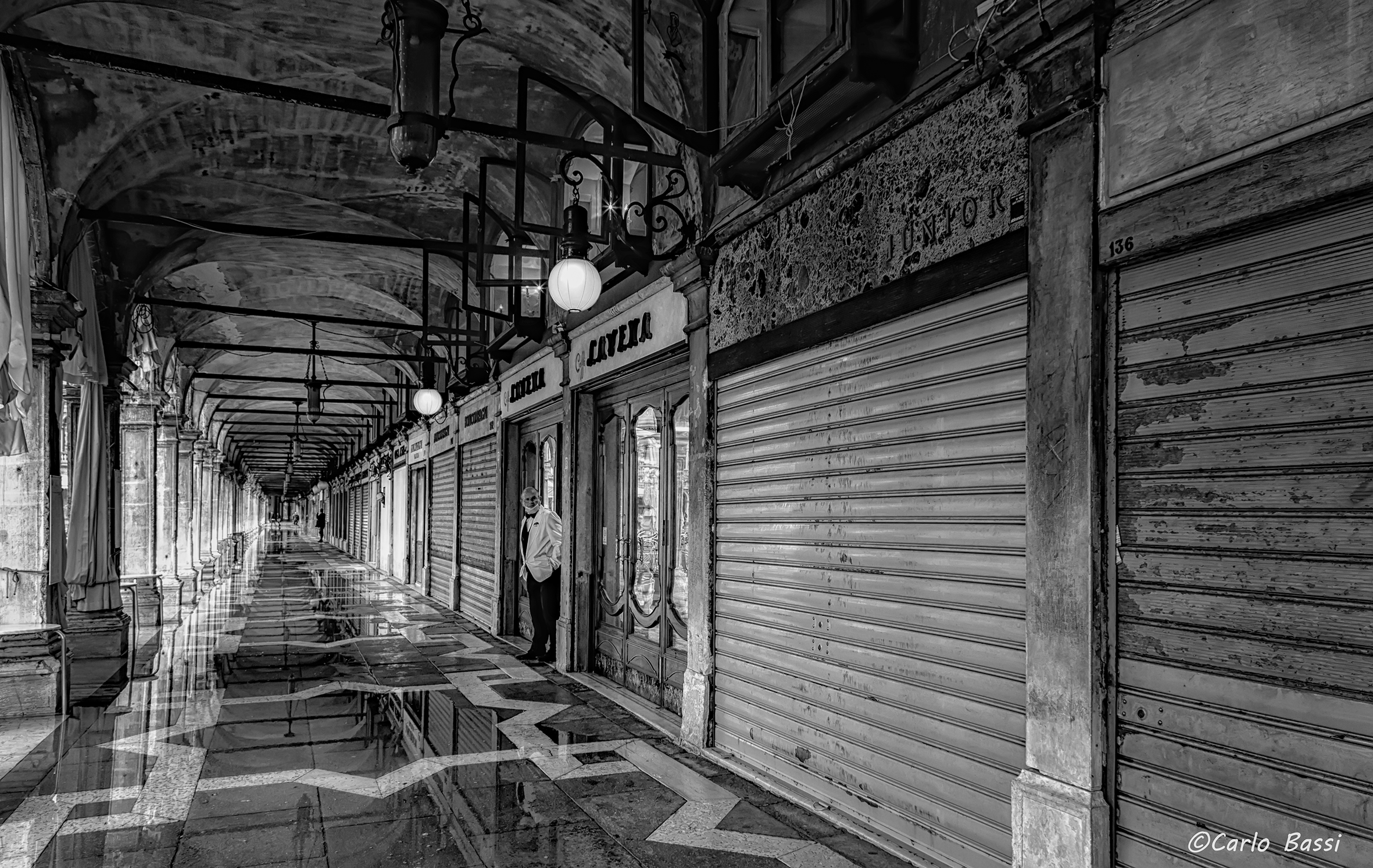 Come e' triste Venezia