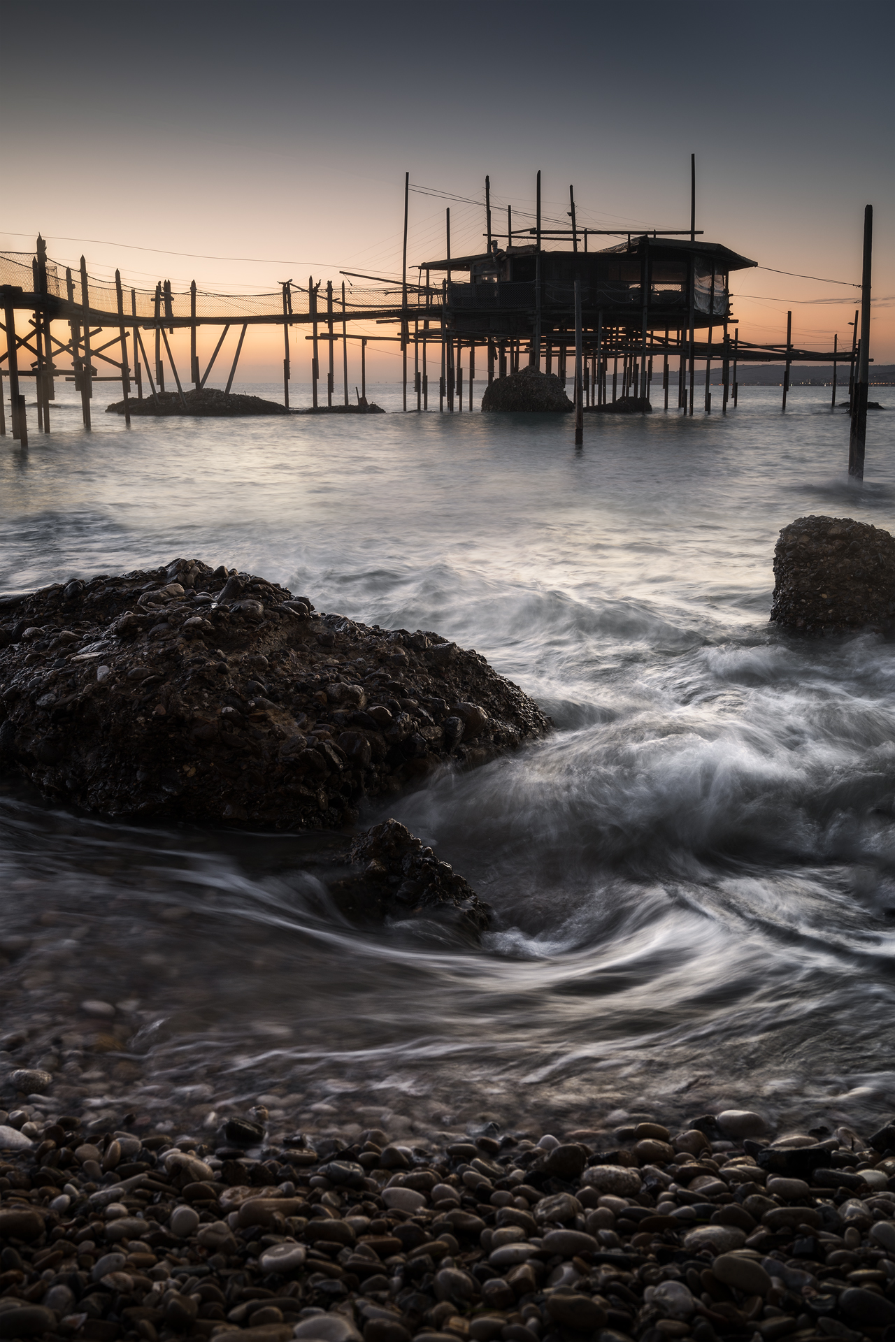 Abruzzo. Alba al trabocco Cungarelle