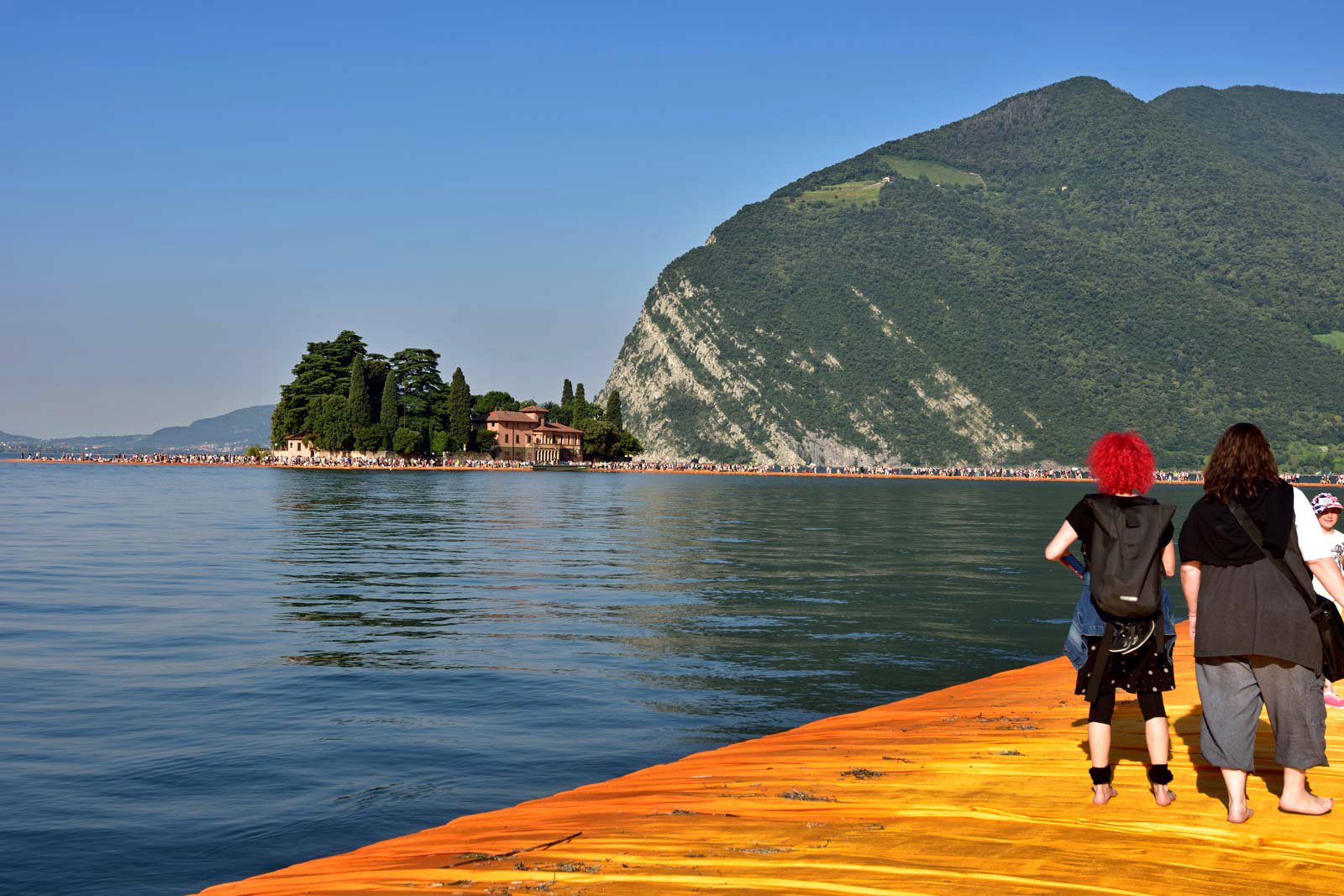 2016-magic of the Christo-4 catwalks