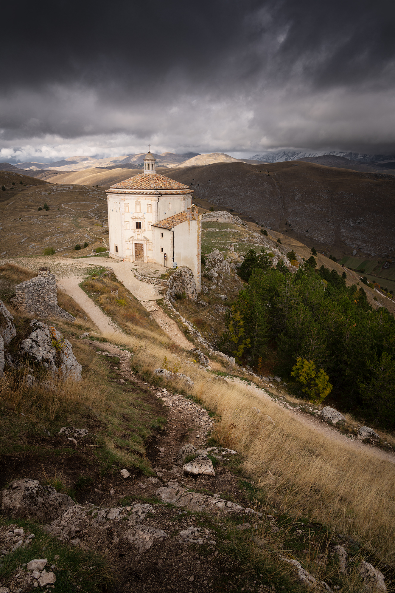 Santa Maria Della Pietà - Una cupa mattina D'autu...
