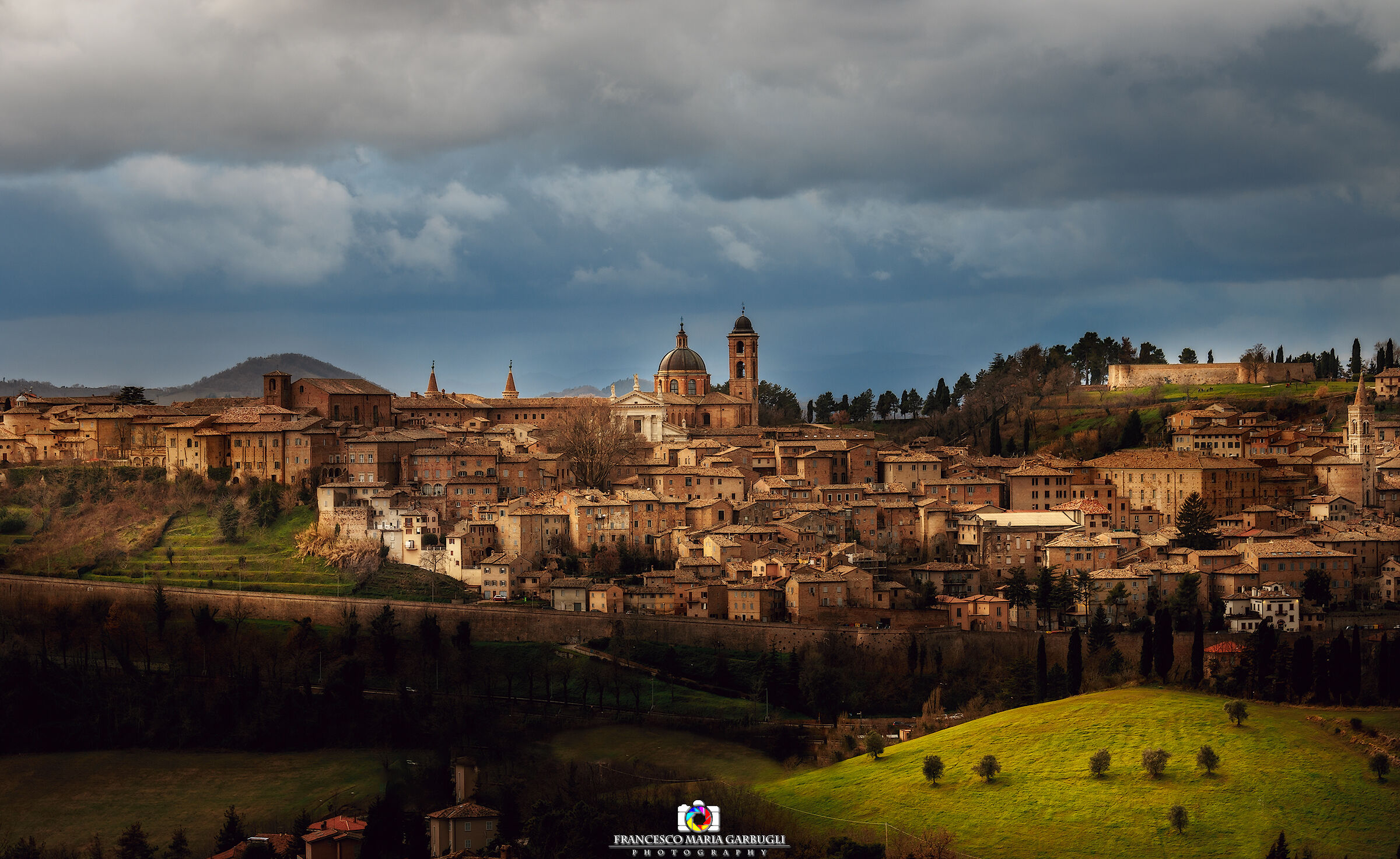 Urbino on the windy hill......