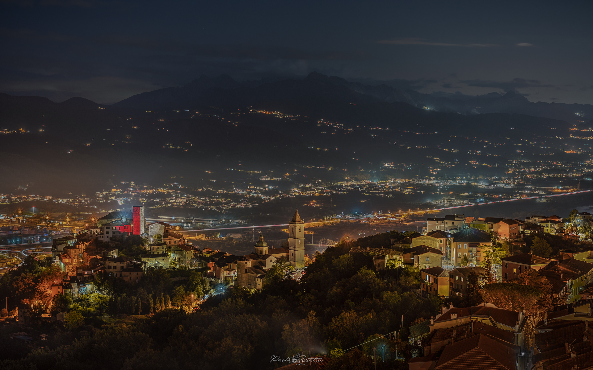 Vezzano basso e la sua vallata