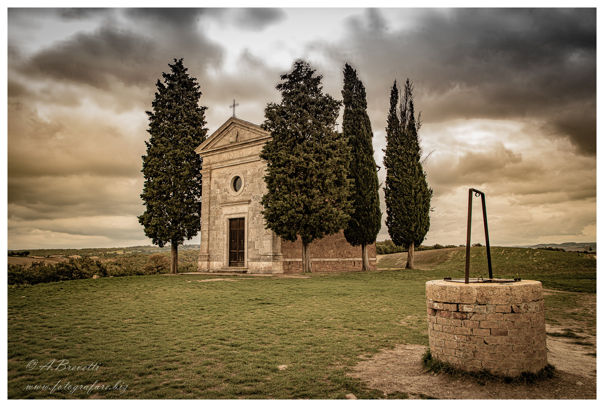 Cappella Madonna di Vitaleta - Val d'Orcia -