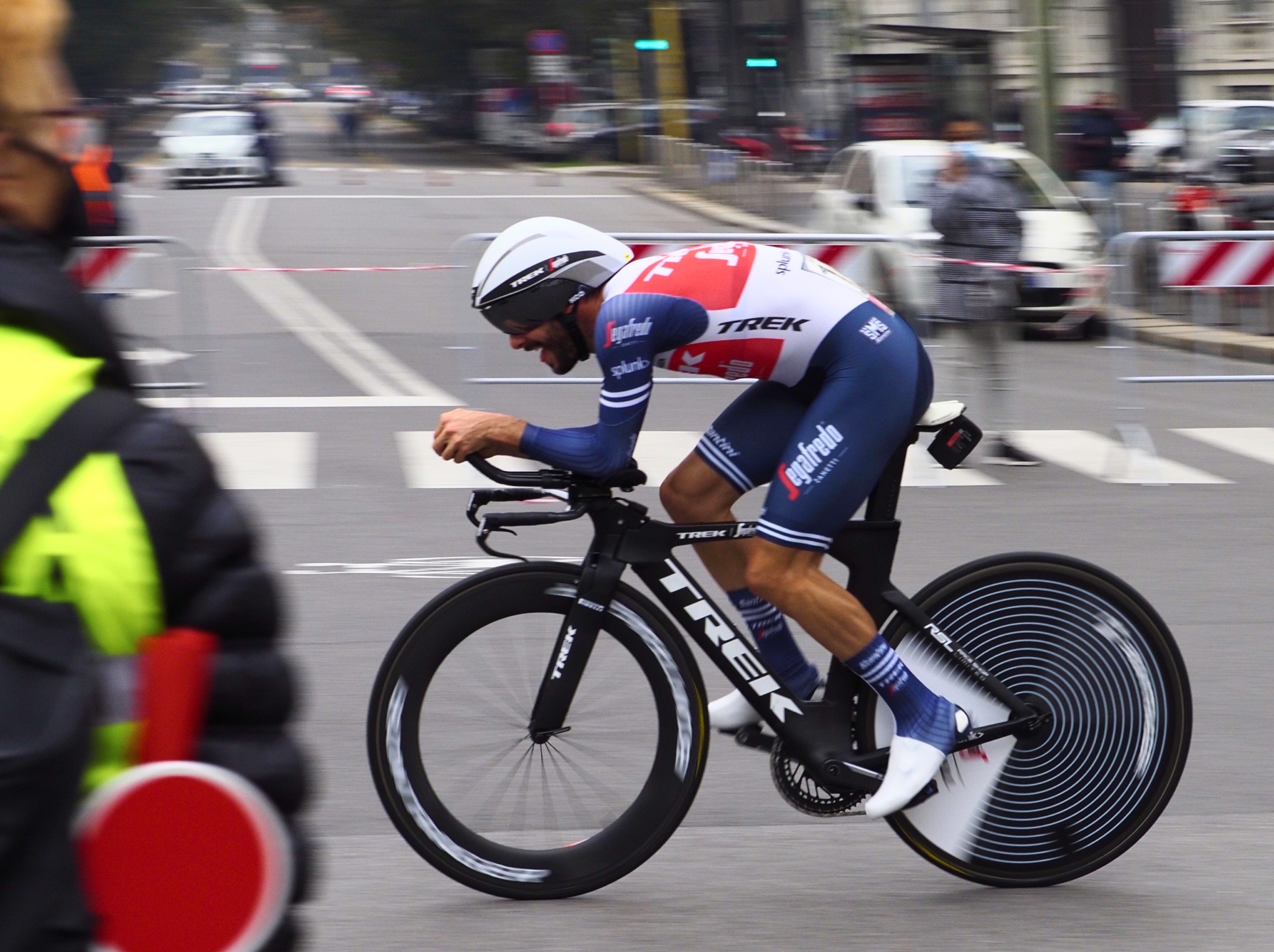 Giro d'Italia - corso Buenos Aires