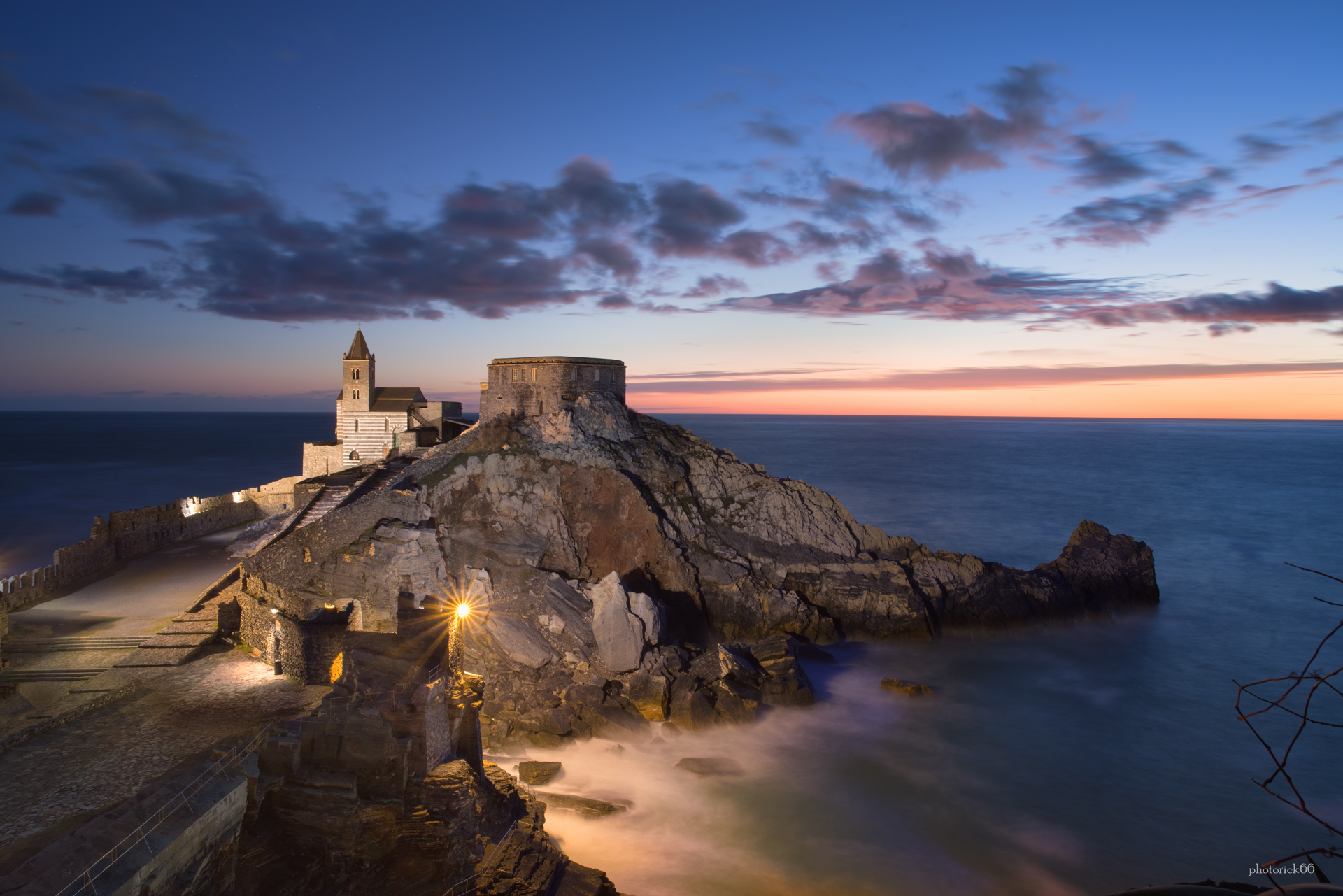 San Pietro Portovenere ora blu