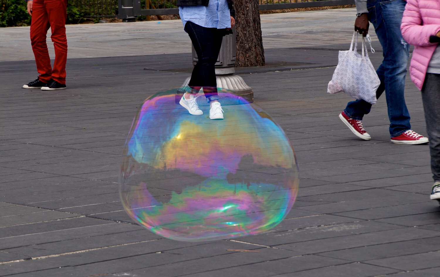 Place Masséna in una bolla