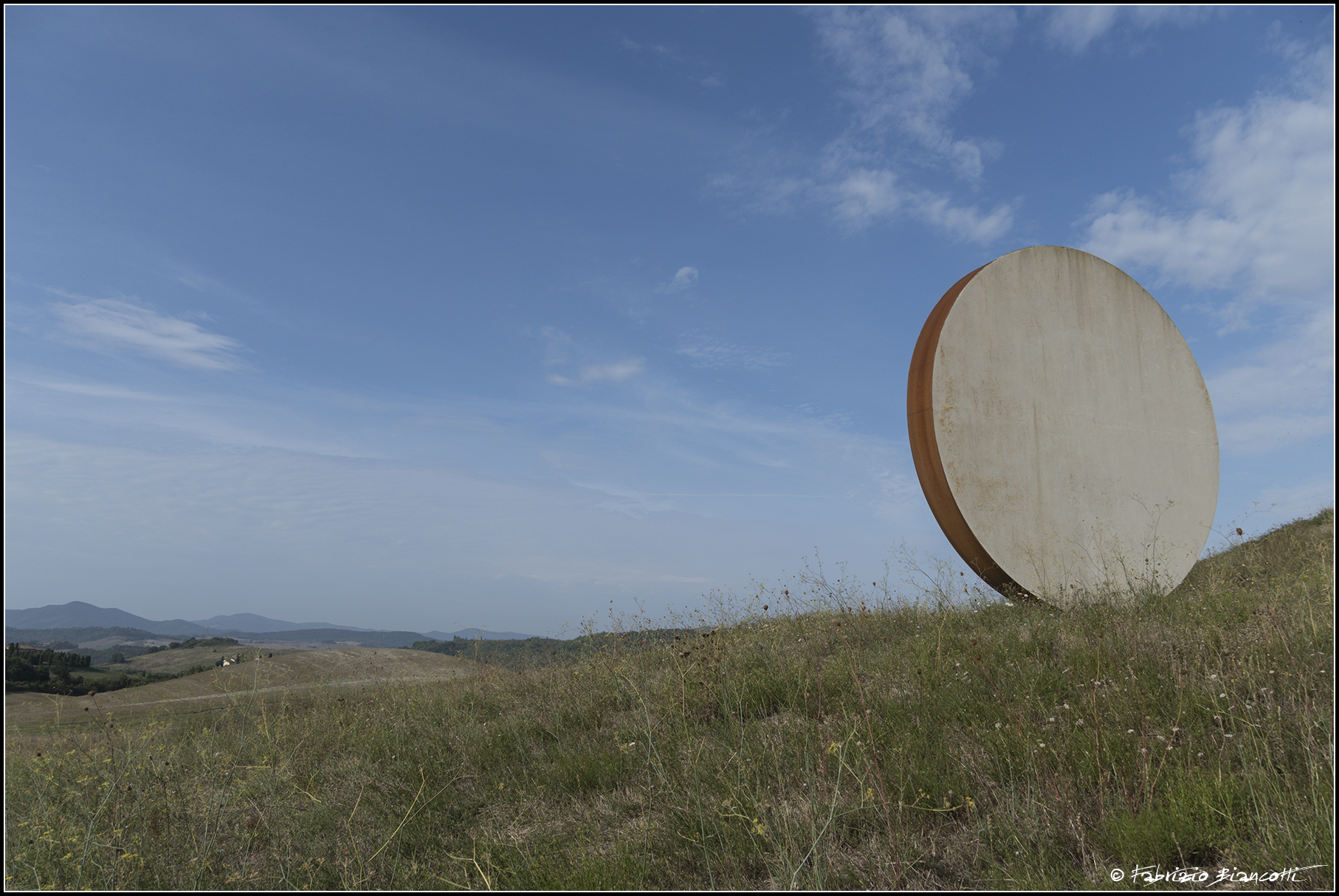 The Disc on the Hill