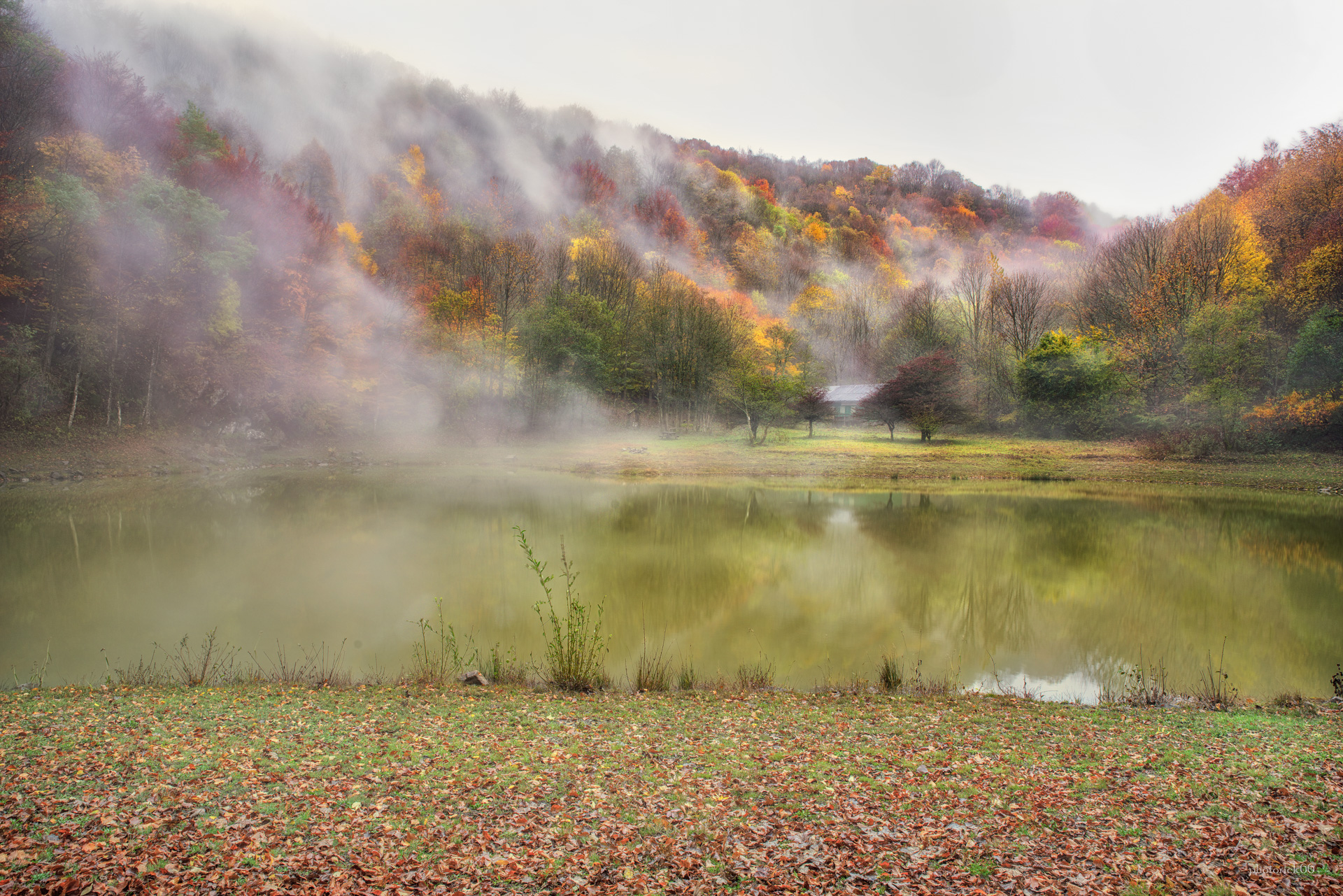 Autunno in Lunigiana , Lago Verde
