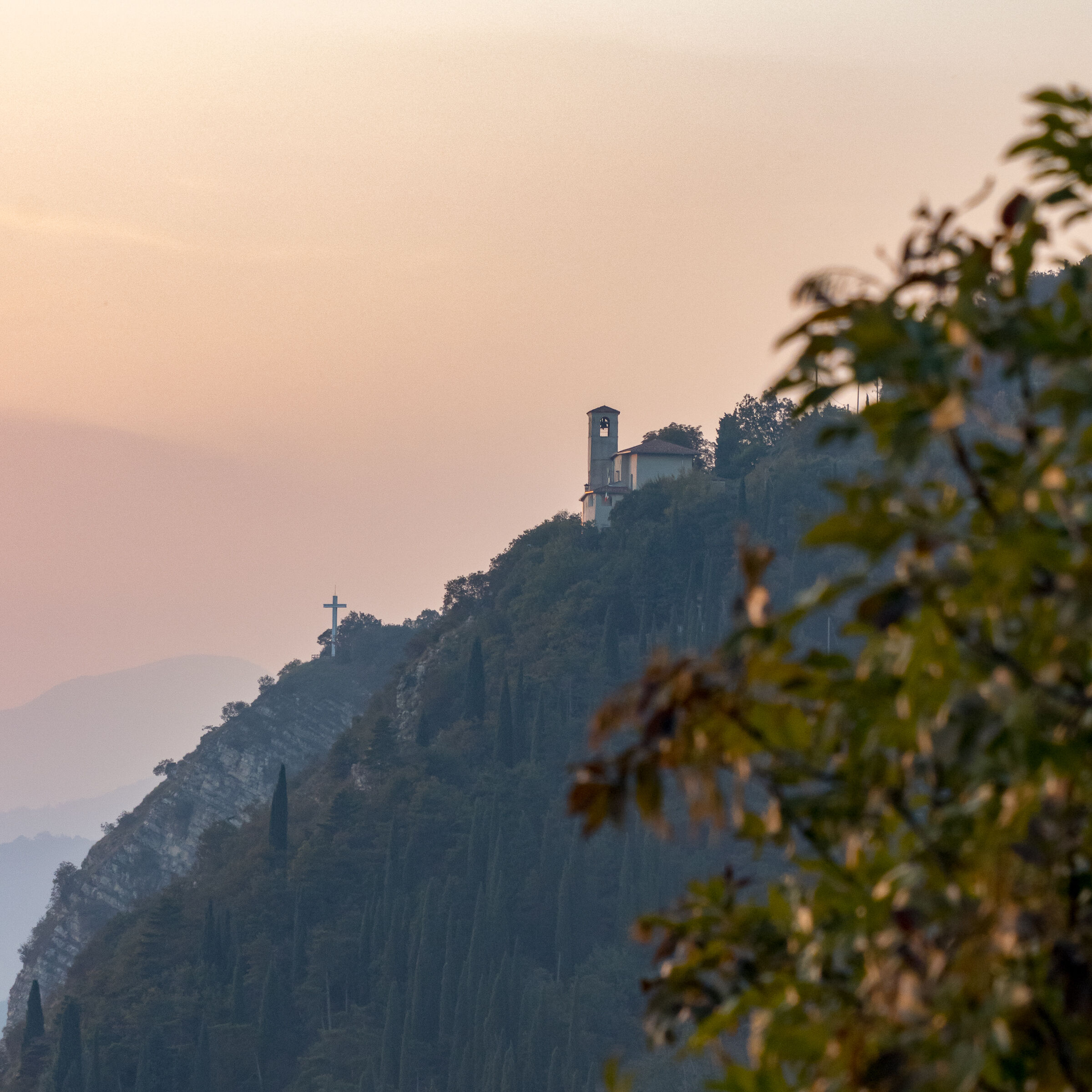 Madonna del Corno e Croce
