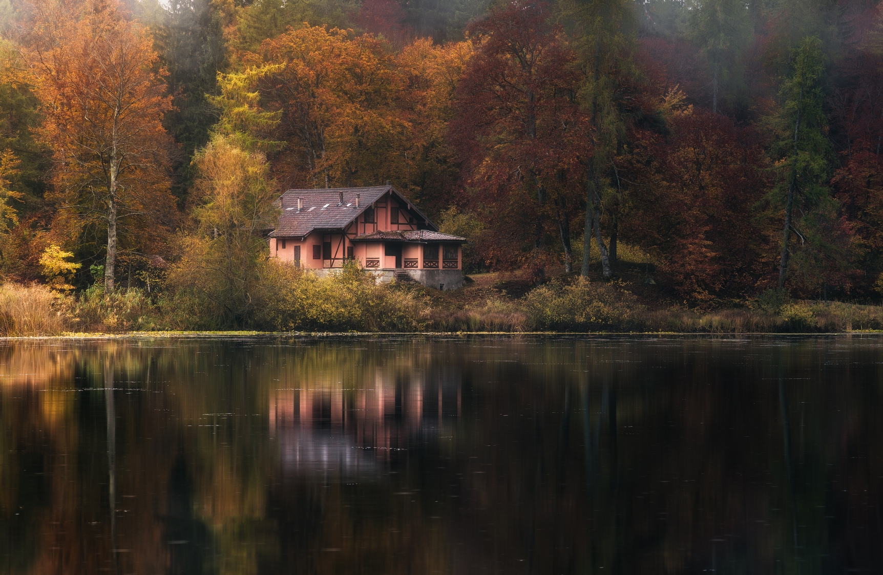 Where autumn is at home