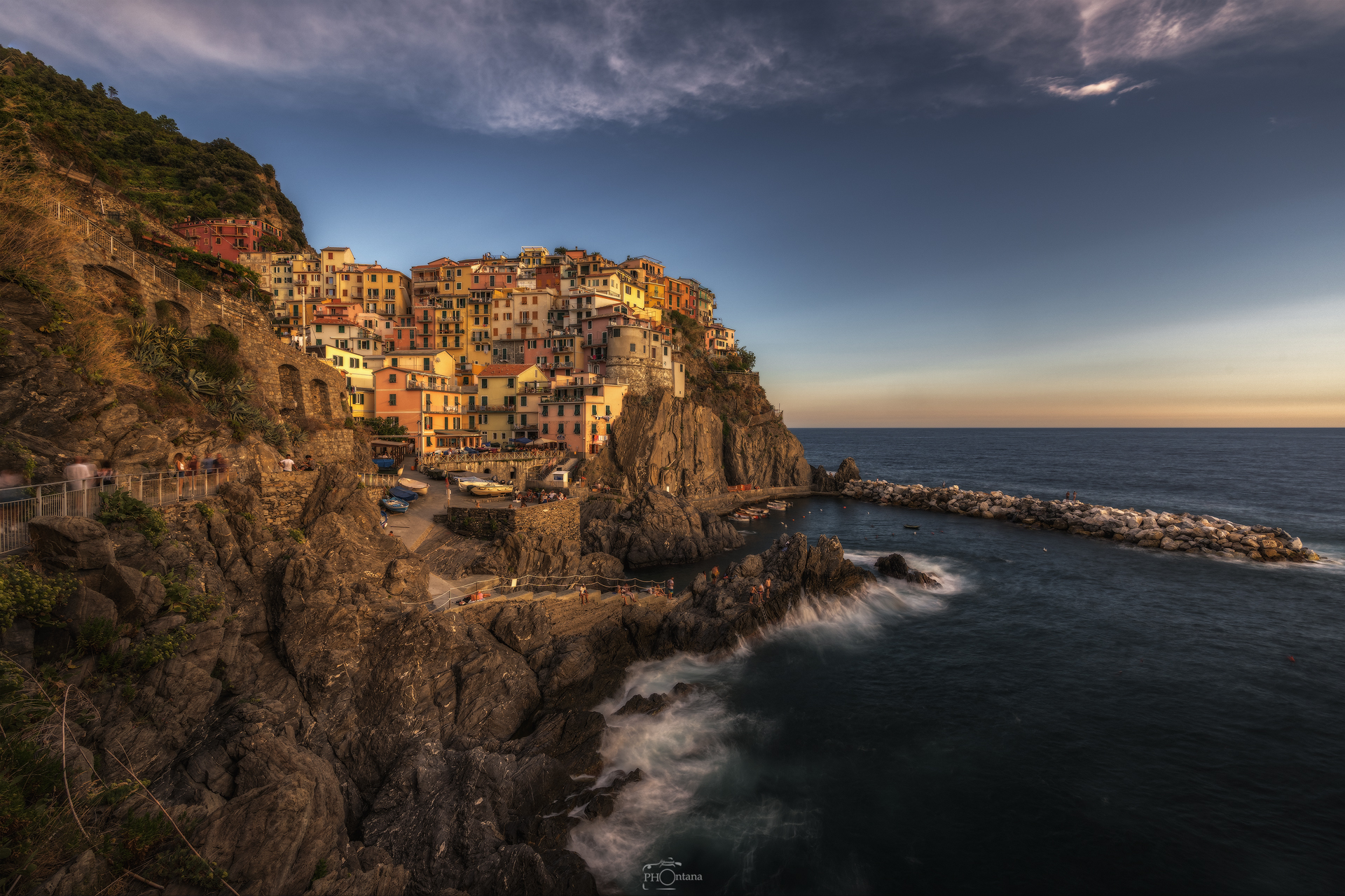 Manarola golden hour