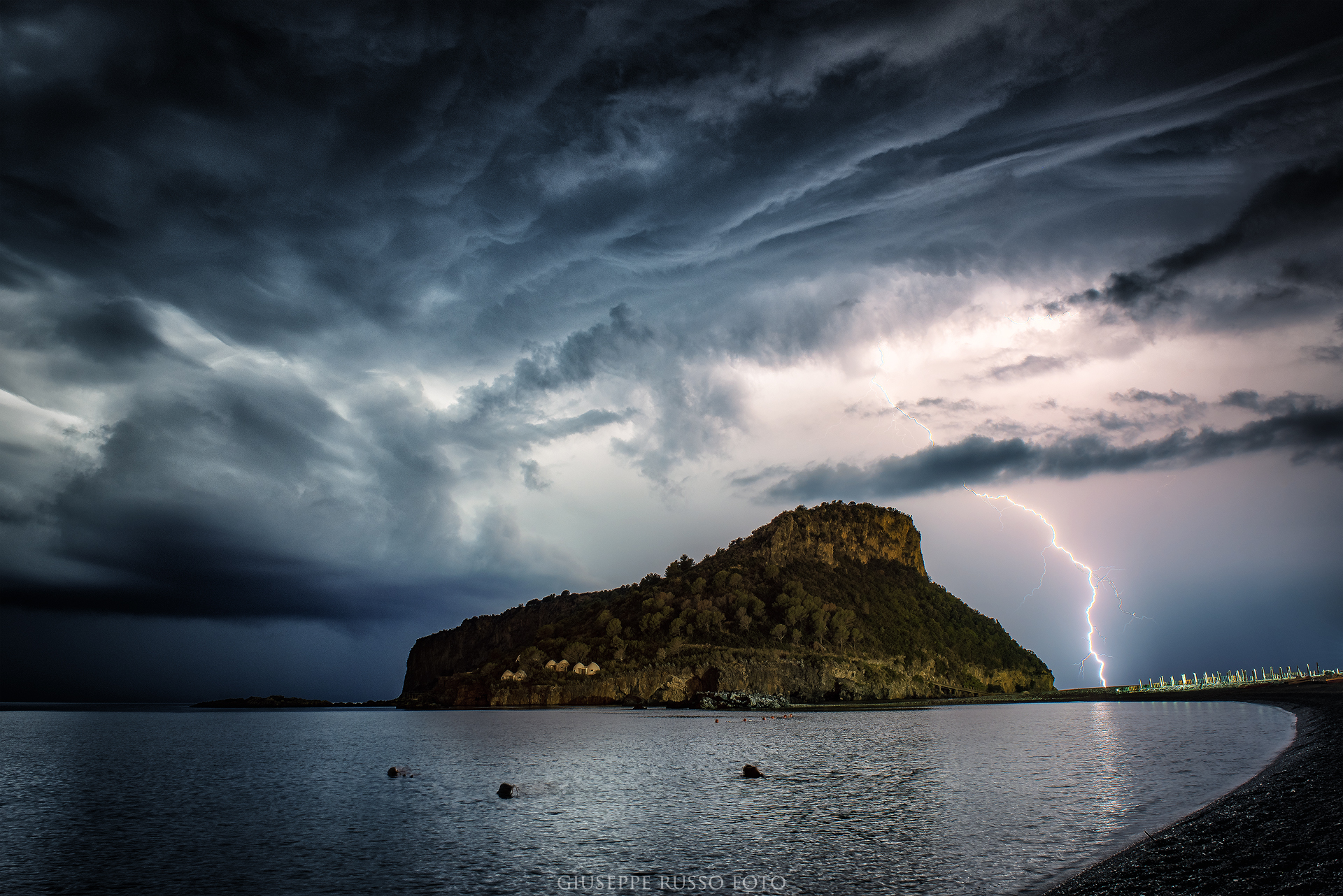 Lightning in Praia a Mare